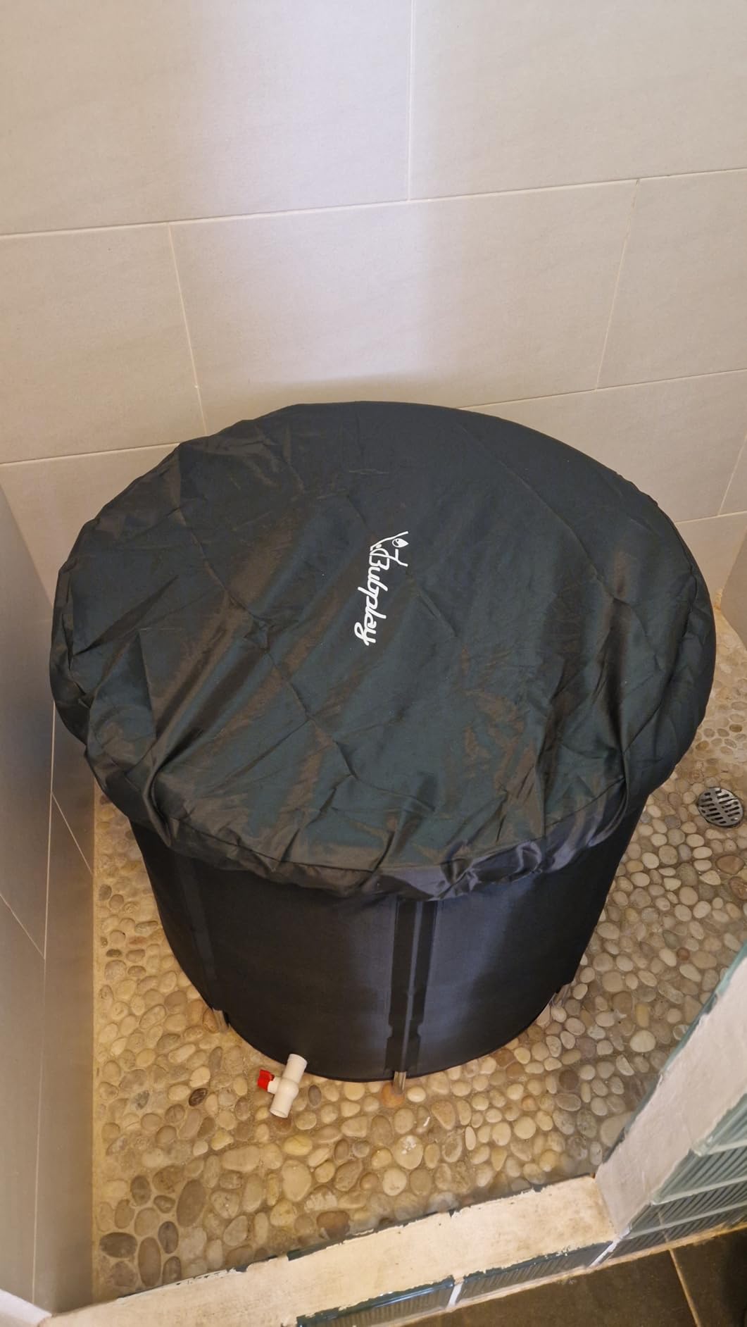 Bubplay Ice Bath Cold Plunge Tub with Cover for Indoor Outdoor for Recovery, Cold Water Therapy, Athletes & Adults - 105 Gallons, Black, XL customer photo 1