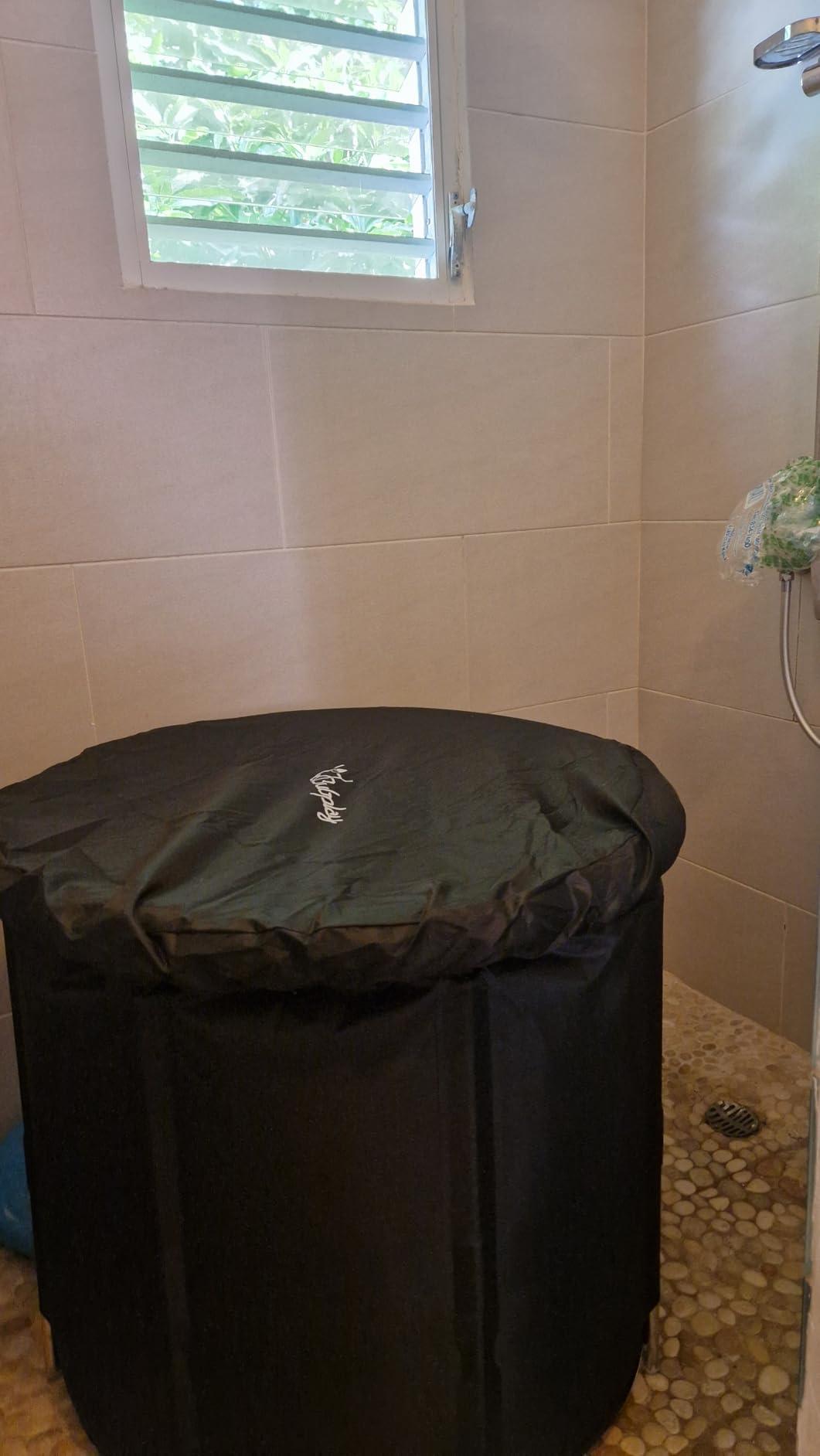 Bubplay Ice Bath Cold Plunge Tub with Cover for Indoor Outdoor for Recovery, Cold Water Therapy, Athletes & Adults - 105 Gallons, Black, XL customer photo 2