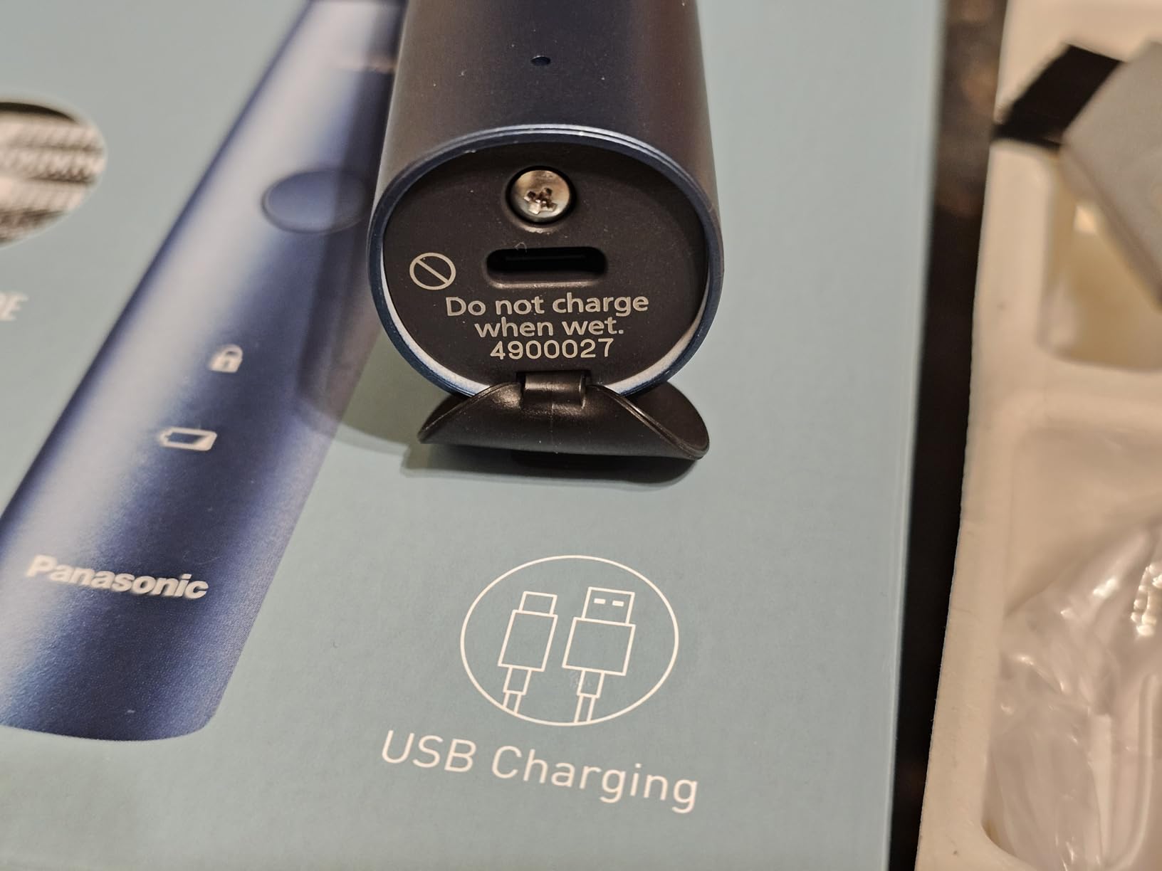 Panasonic Electric Razor for Men, Wet Dry Shaver with 3-Blade Cutting System, Ergonomic Handle and USB-C Charging, ES-RM3B-K customer photo 2