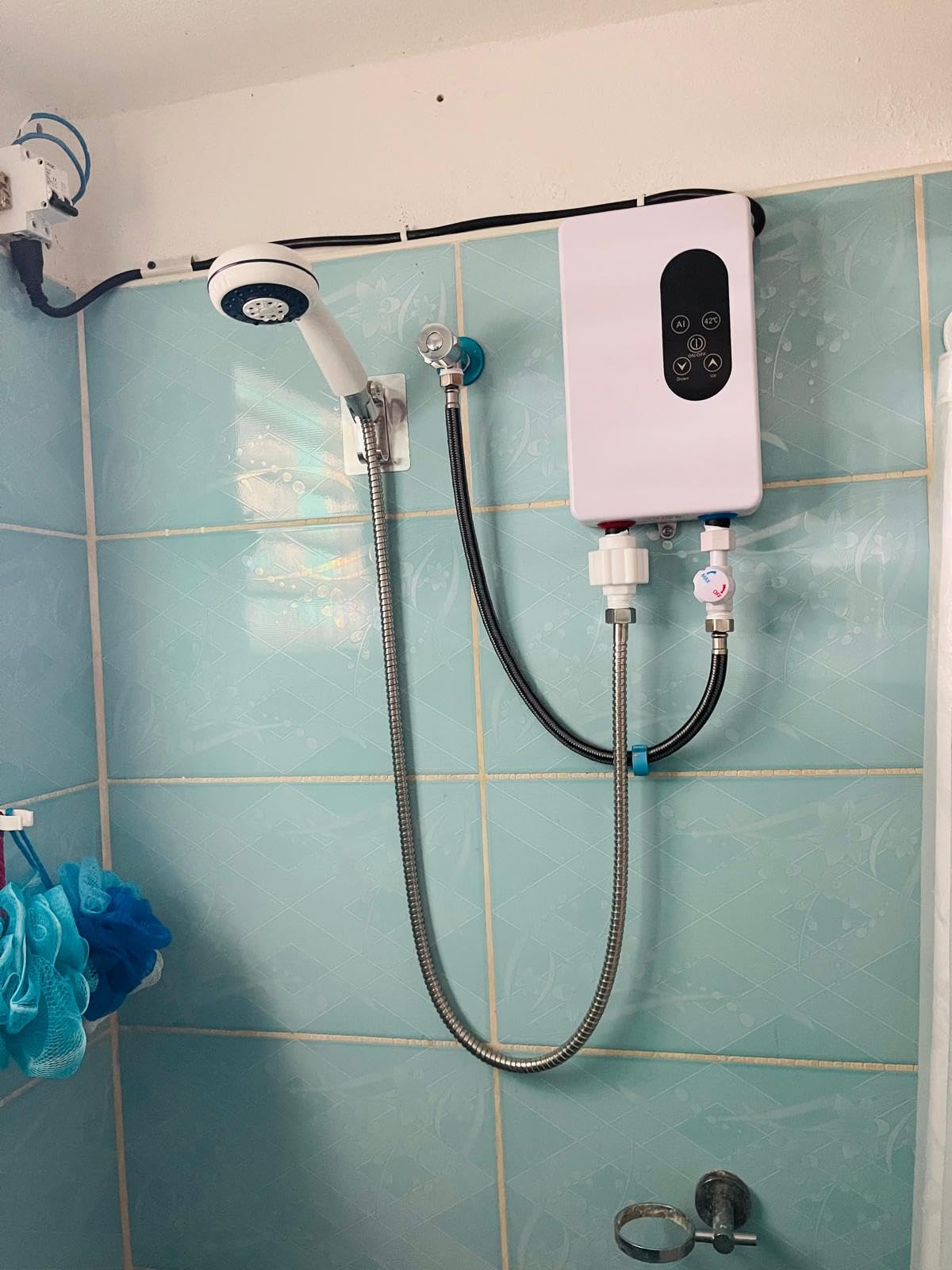 Electric Instant Hot Water Heater Shower Electric Tankless Shower Hot Water 3500W Bathroom Instantaneous Water Heater (White) customer photo 1