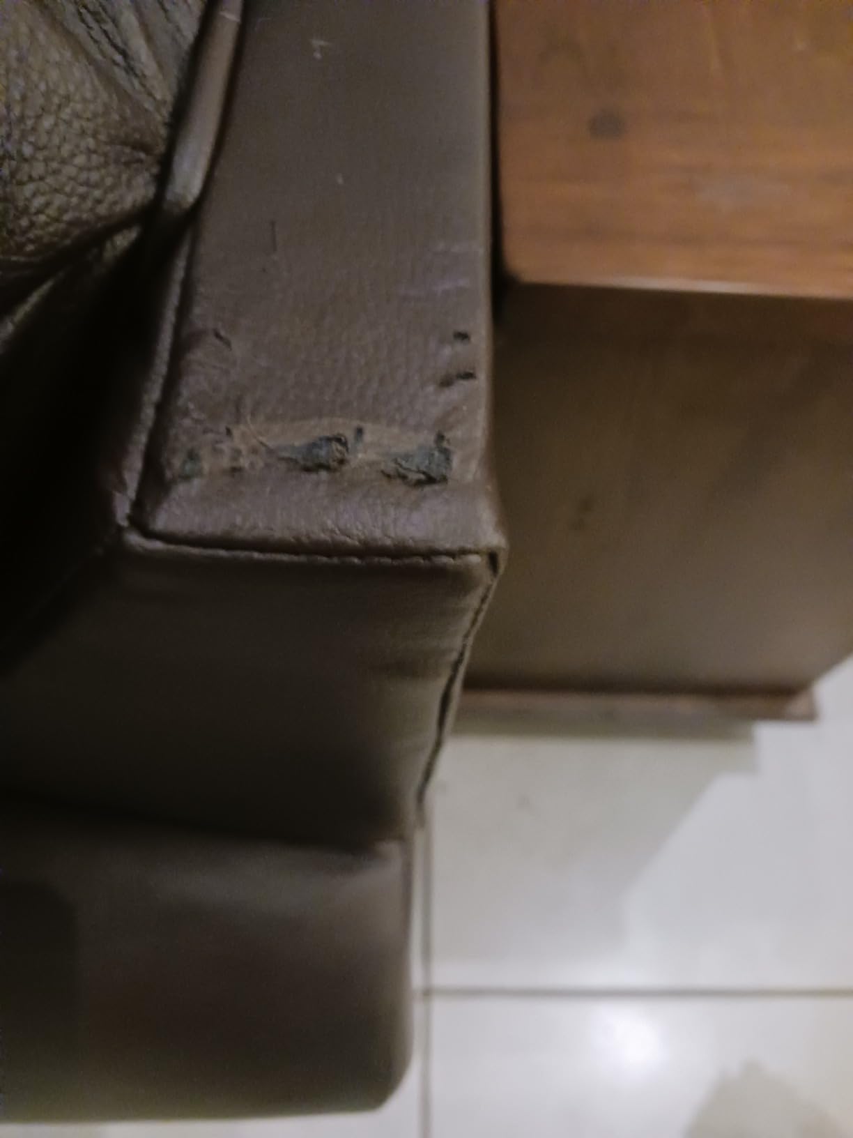 Signature Design by Ashley Colleton Classic Leather Match Sofa with Nailheads, Dark Brown customer photo 2