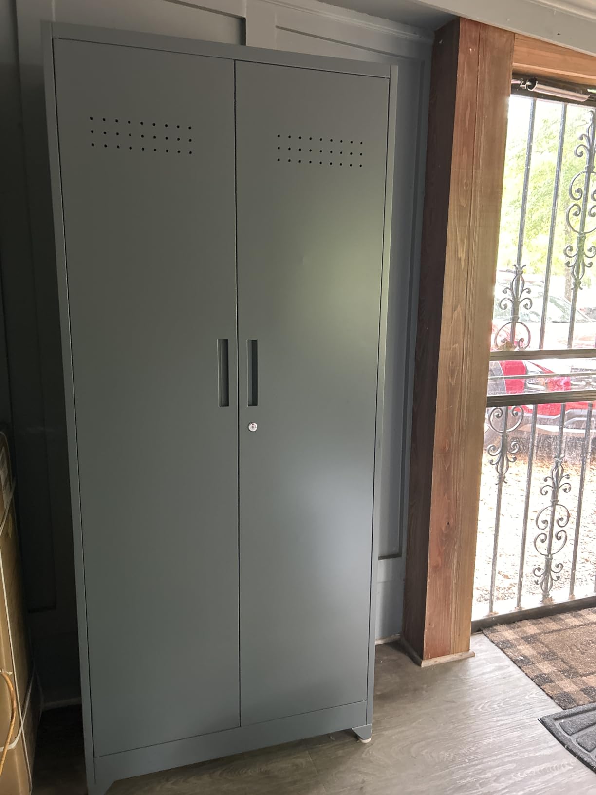 Steel Wall Cabinet, Heavy Duty Hanging Garage Storage Cabinet with Adjustable Shelf & Locking Doors, Wall Mounted Metal Garage Cabinet for Workshop, Utility Room, Shed, Black/Grey customer photo 1