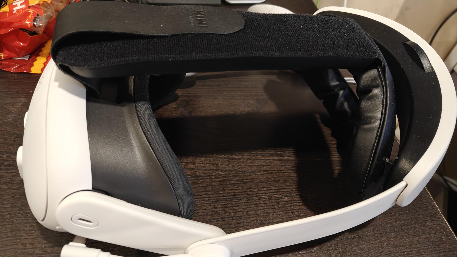 KIWI design K4 Boost Battery Head Strap for Meta Oculus Quest 3/3S, Adjustable VR Headband Accessories with Dual Charge, Extend Playtime & Reduce Facial Stress for Kids and Adults customer photo 2