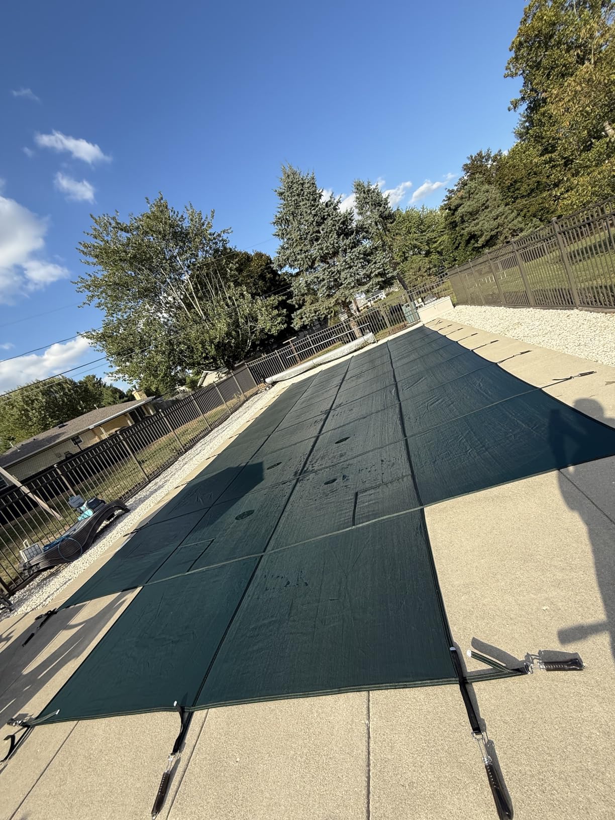 VEVOR Inground Pool Safety Cover 18' x 36' Rectangle with 4x8ft Center End Step, Safety Pool Covers Green Mesh, Triple Stitched, MAX Strength Winter Safety Cover for Children & Pets customer photo 2