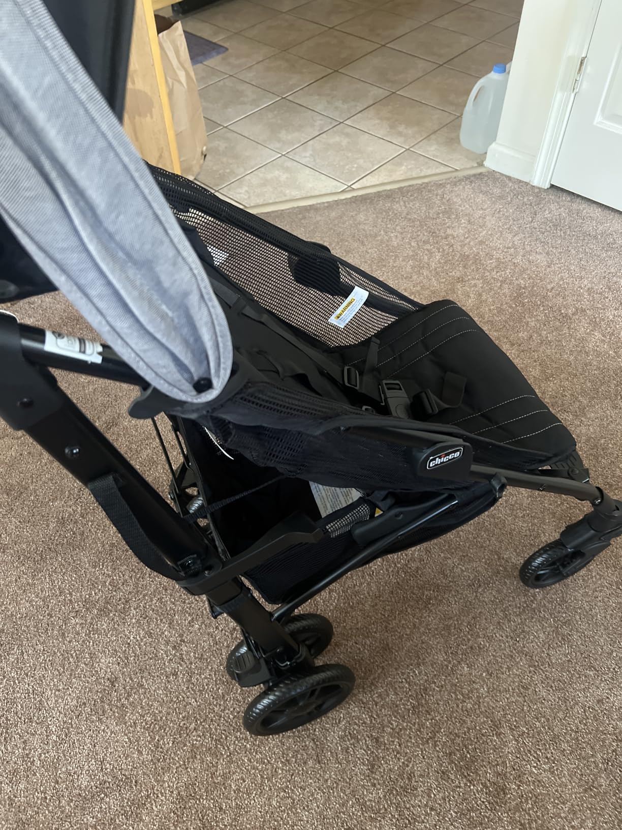 Chicco Liteway Stroller, Compact Fold Baby Stroller with Canopy, Lightweight Aluminum Frame Umbrella Stroller, for Use with Babies and Toddlers up to 40 lbs, Dune/Brown customer photo 1
