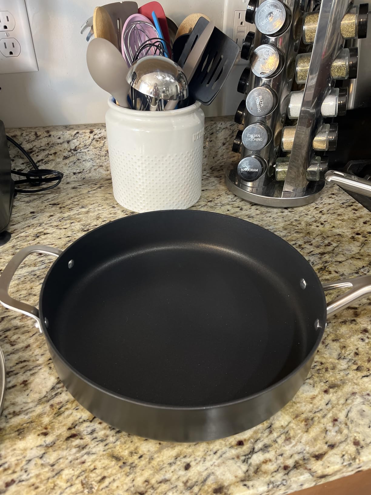 Calphalon Hard-Anodized Nonstick 5-Qt. Saute Pan with Lid customer photo 2