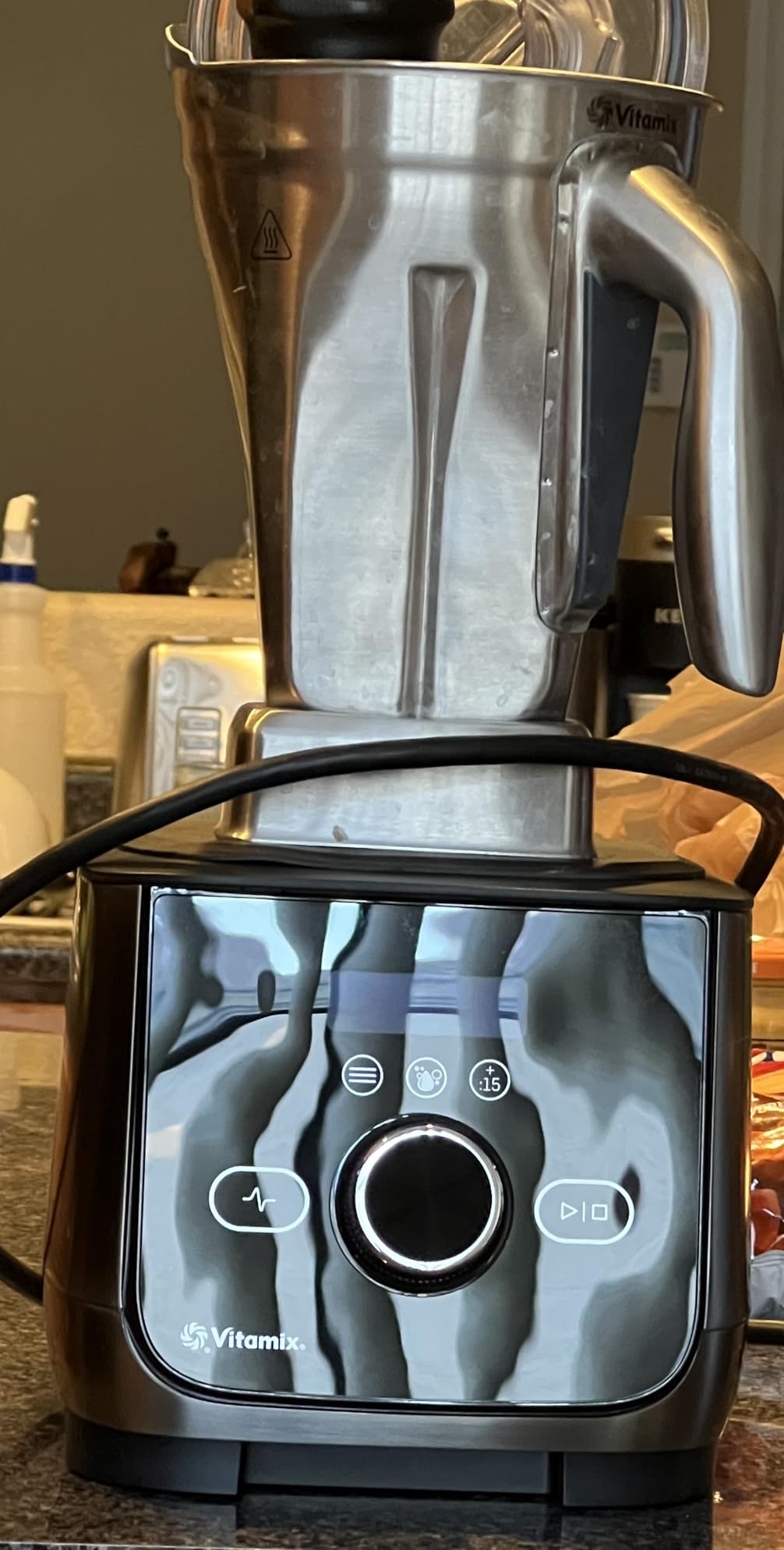 Vitamix Ascent X4 Blender with Five Blending Programs, Self-Cleaning Program, Professional-Grade Blender for Smoothies, Soups & More, Stainless-Steel Blades, 48 Oz Container, Graphite Metal Finish customer photo 1