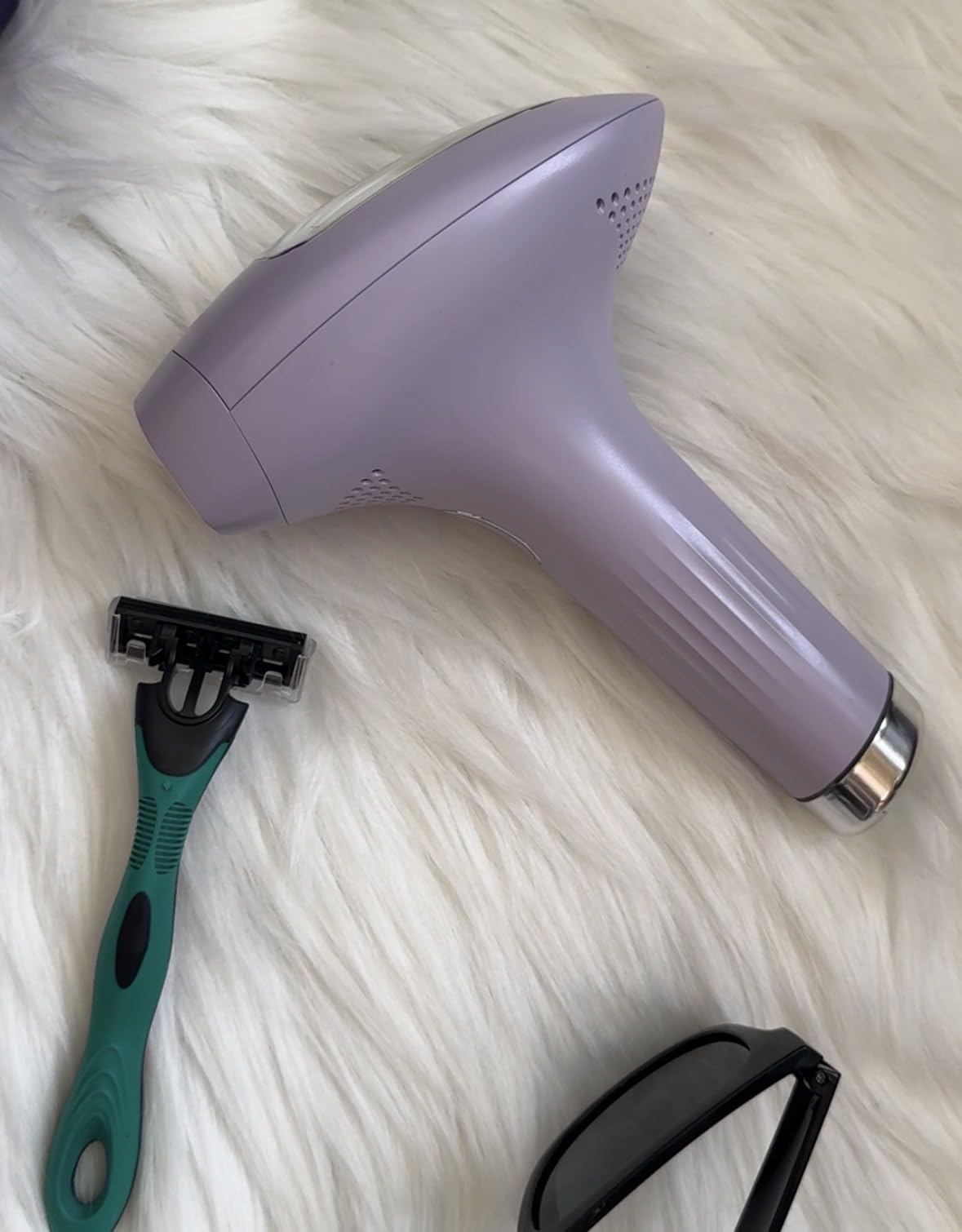 MICHAEL TODD BEAUTY - LUMOS Laser IPL Hair Removal Device for Women and Men, 50°F CoolMax Technology, 999,999 Flashes, 3 in 1 with Skin Sensor for Nearly Painless, Permanent Hair Removal customer photo 2