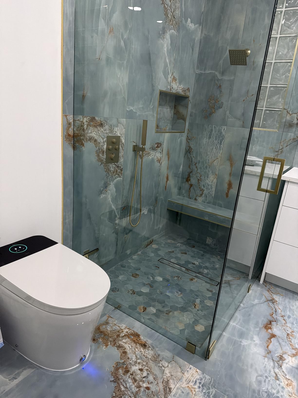 T38 Artistic Smart Toilet, Bidet Toilet with Powerful Flush, Auto Open/Close Lid, Instant Warm Water, Elongated Heated Seat, Dryer, Night Light, Deodorization customer photo 2