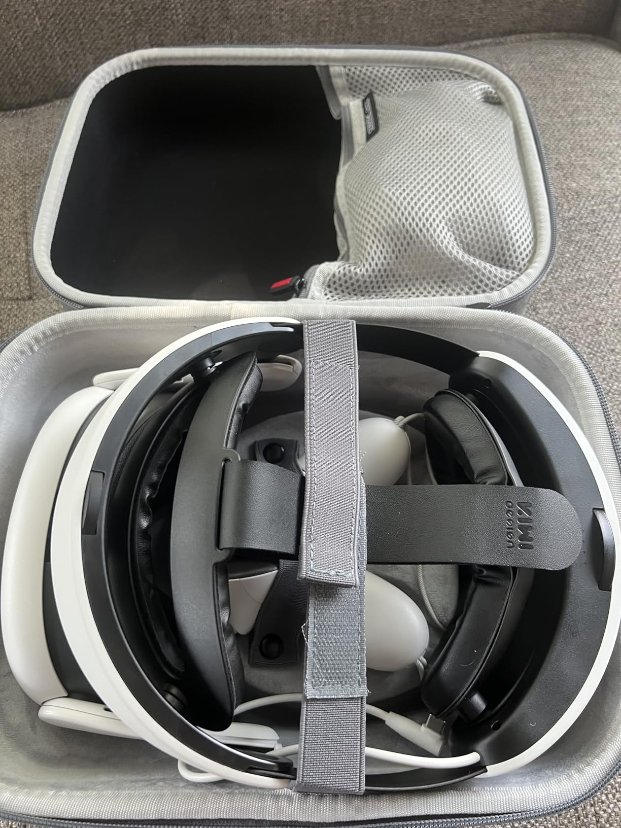 Large Carrying Case for Meta Quest 3S/3, Hard Travel Case Compatible With BOBOVR S3 Pro/KIWI Design Battery Head Strap, Controller and Accessory, Portable Hard Shell Bag, Black customer photo 1