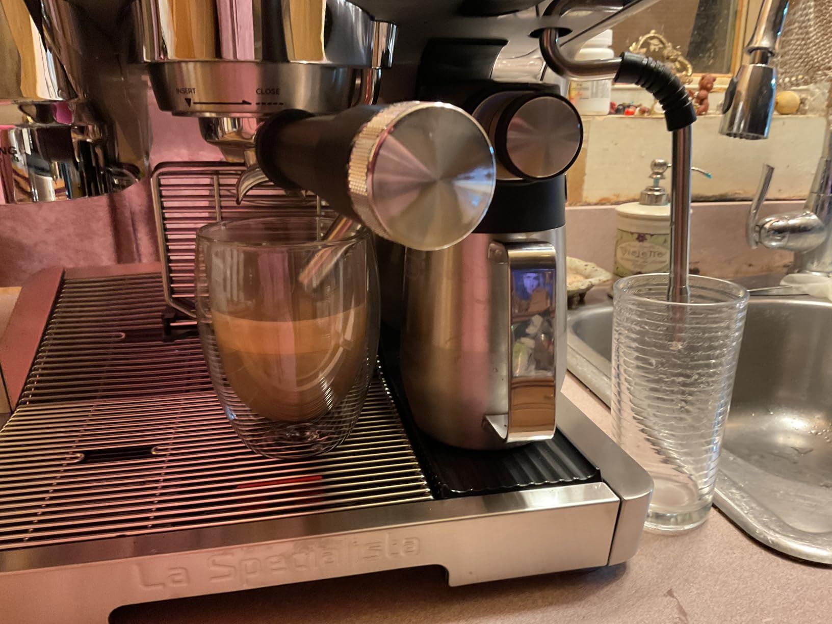 De'Longhi La Specialista Maestro Espresso Machine with Grinder, Auto & Manual Milk Frother, Bean-to-Cup Cold Brew Coffee, Variable Temp & Tamping Tool, 8 Drink Presets customer photo 1