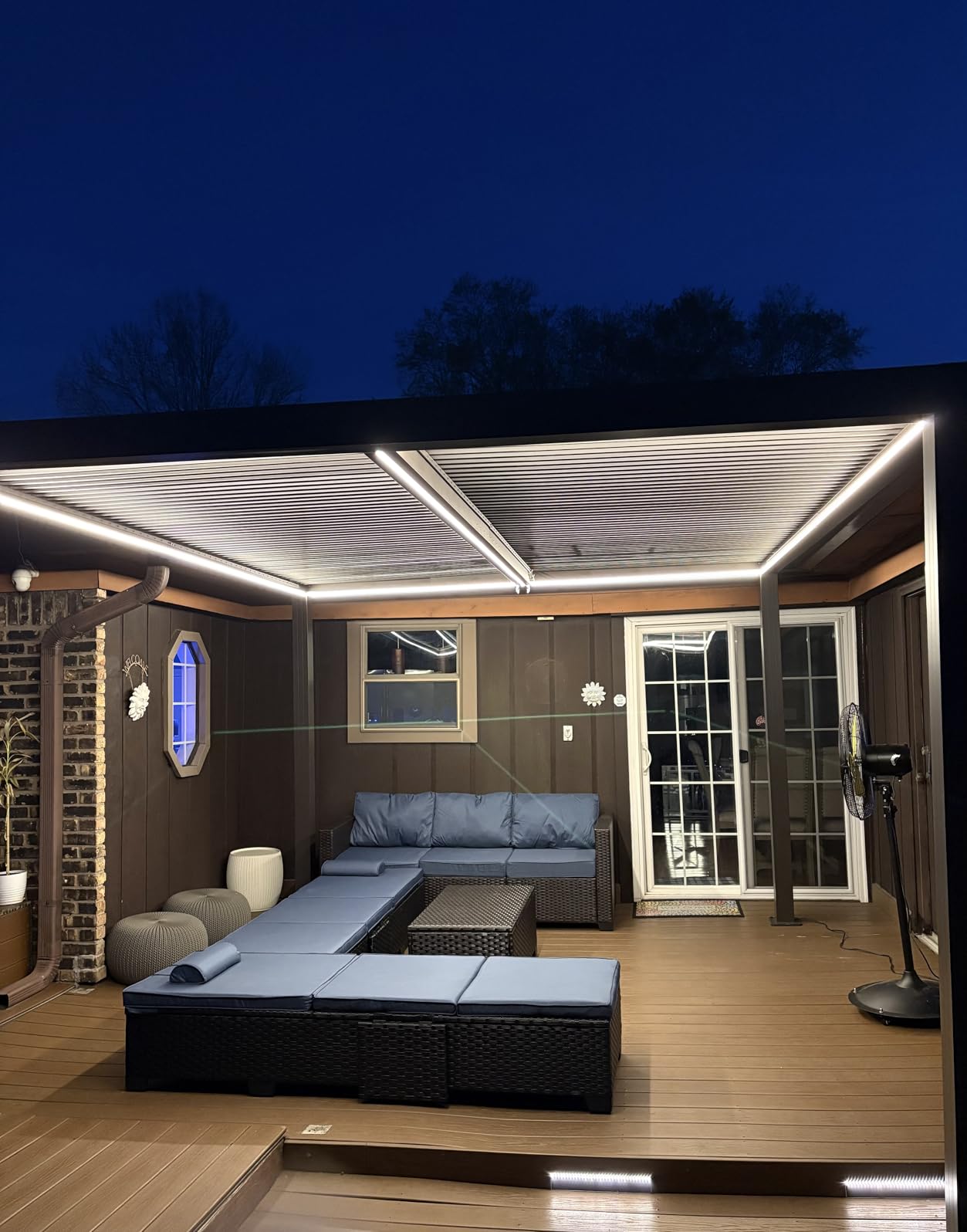 PURPLE LEAF Outdoor 12'x16' Louvered Pergola Adjustable Aluminum Canopy Retractable Metal Roof for Deck Patio Outside Backyard Hardtop Gazebo Sun Shade Bronze customer photo 1