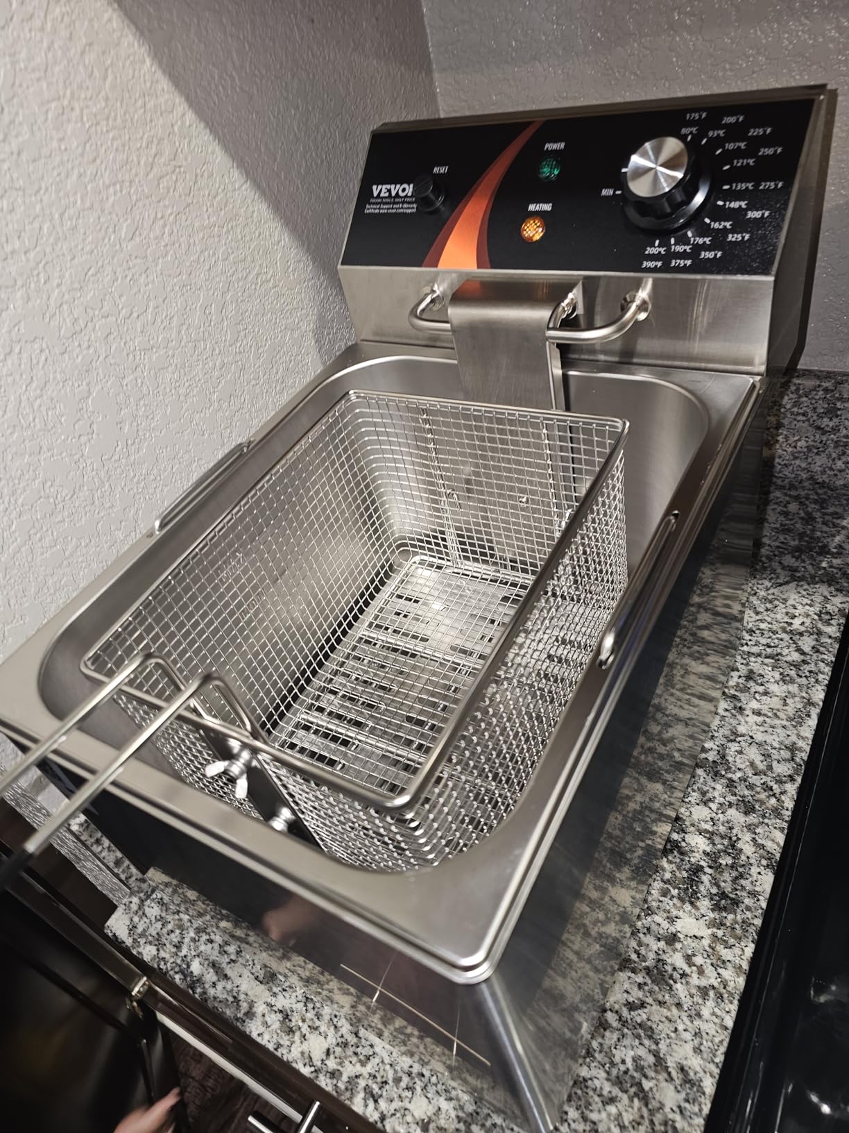 VEVOR Commercial Deep Fryer, 1750W Electric Countertop Fryer with Basket & Height-Adjustable Feet, 12Qt / 11.5L Stainless Steel Single Oil Fryer, Temp Control, Overheat Protection, for Restaurant Use customer photo 1