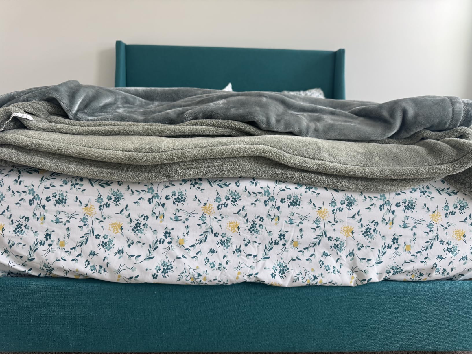 EGOHOME 10 Inch Queen Mattress, Memory Foam Mattress in a Box with Cooling Green Tea Gel, Relieve Pressure with Medium Firm Support, CertiPUR-US Certified customer photo 1