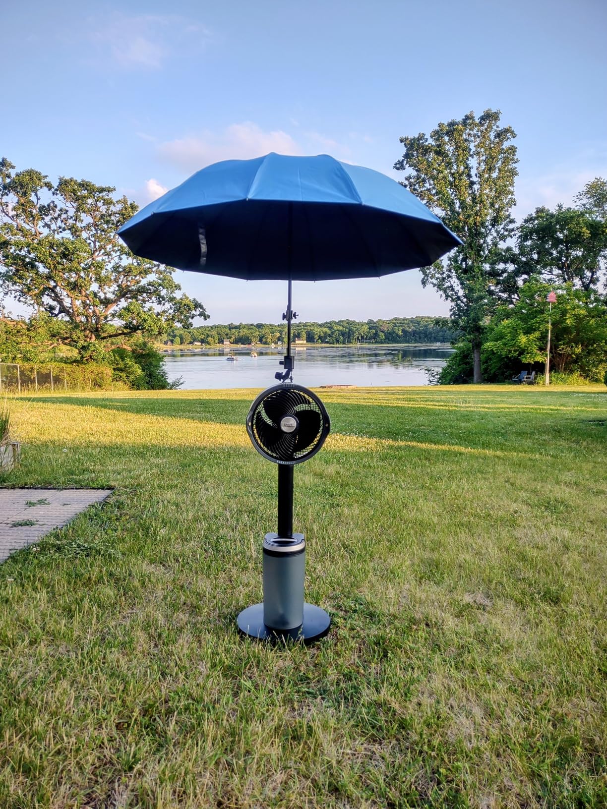 Shark FlexBreeze Pro Mist Fan, Indoor & Outdoor Oscillating Cooling Fan with Misting for Home & Patio, Floor & Tabletop, Portable Cordless & Corded, 24Hr Battery, Remote, Charcoal Grey, FA302 customer photo 2