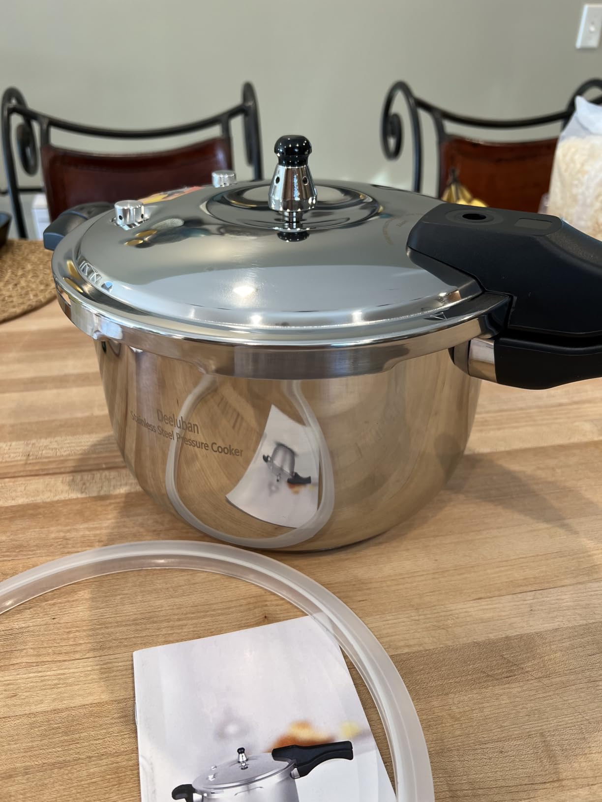 Stainless Steel Pressure Cooker 6.34 Quart, Heavy-Duty, Food-Grade, All Stovetop & Induction Compatible with Multi-Safety Lock System for Gas Electric Ceramic, Commercial Home Kitchen Use, Deeluban customer photo 2