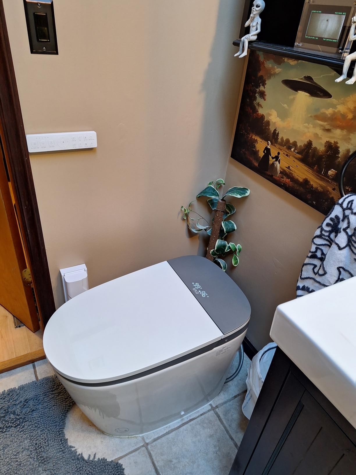 Smart Toilet Bidet with Auto Open Close, 1000 Gram MaP Flush Score, Foam Dispenser, ADA Comfort Height, Moving Dryer, Auto Flush, Heated Seat, One Piece Elongated Toilet with Tank Built in U8MAX customer photo 1