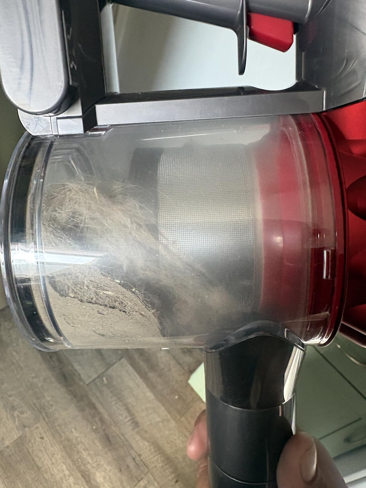 Dyson V8 Origin Vacuum, Red (Renewed Premium) customer photo 1