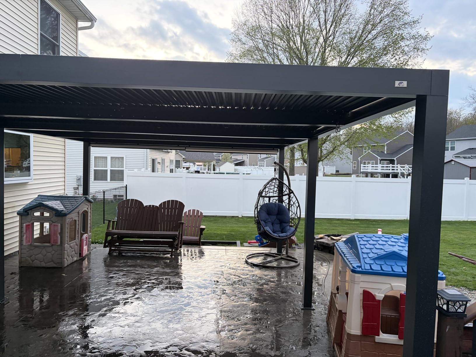 PURPLE LEAF Louvered Pergola 94AS 11' x 15' Aluminum Metal Outdoor Pergola with Adjustable Louvered Roof and Integrated Drainage System for Patio Deck Backyard Modern Gray Gazebo customer photo 1