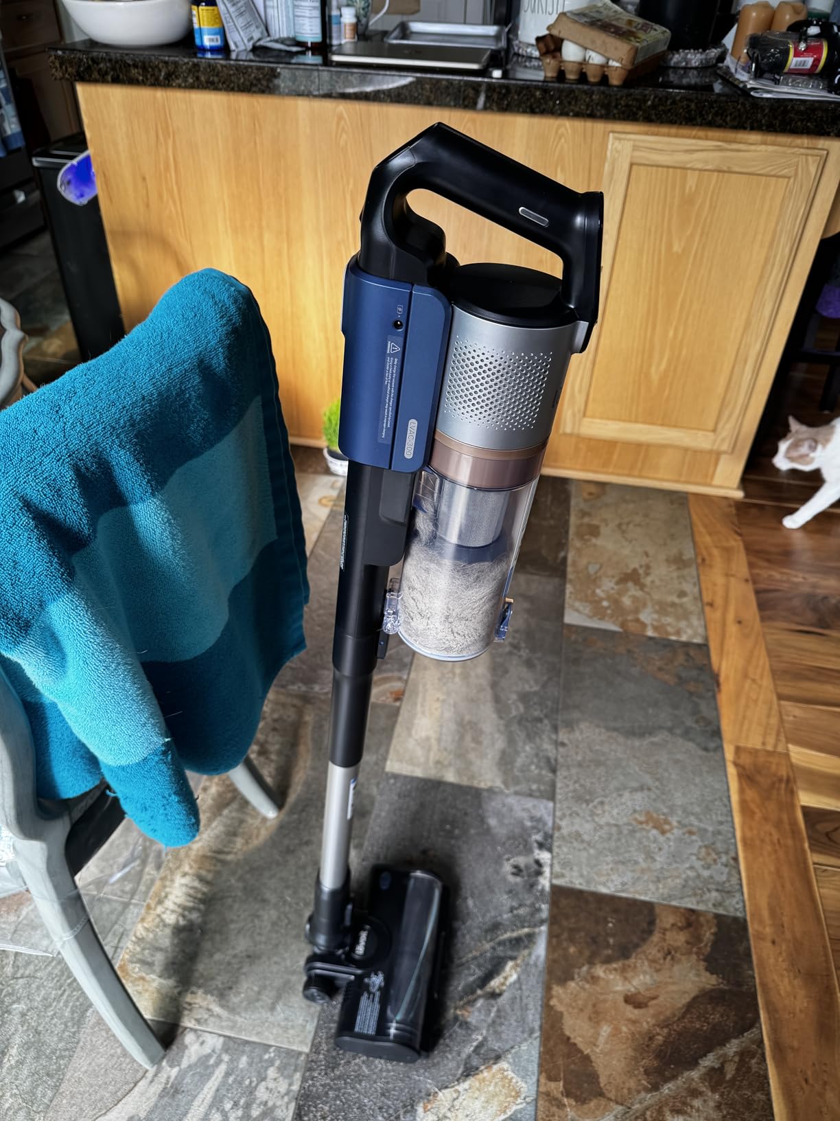 LEVOIT Cordless Vacuum Cleaner with HEPA Filter, Stick Vac with Tangle-Resistant Design, Up to 60 Mins, Powerful Suction, Lightweight, LVAC-300 customer photo 1