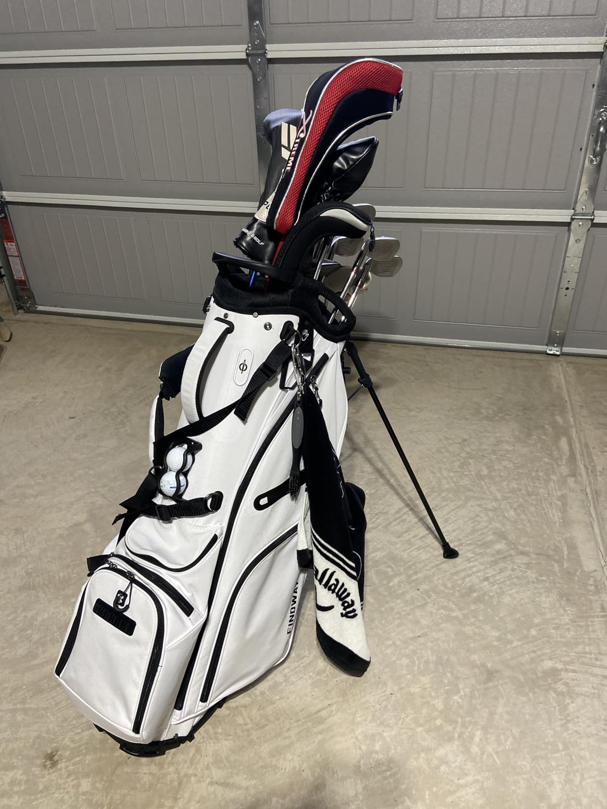 Findway 14 Way Golf Stand Bag, Lightweight Golf Bag with Stand for Men Women, Golf Club Carry Bag with Dual Strap, Rain Cover customer photo 2
