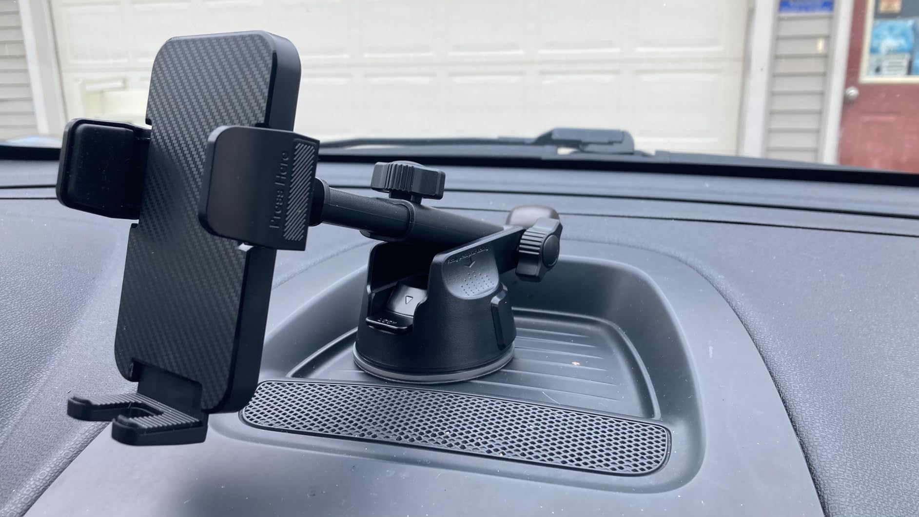 Qifutan Dash Mounted Holders Phone Holders for Your Car Phone Mount for Car Windshield Dashboard Air Vent Universal Desk Mounts Hands Free Automobile Cell Phone Holder Fit for iPhone Smartphone customer photo 1