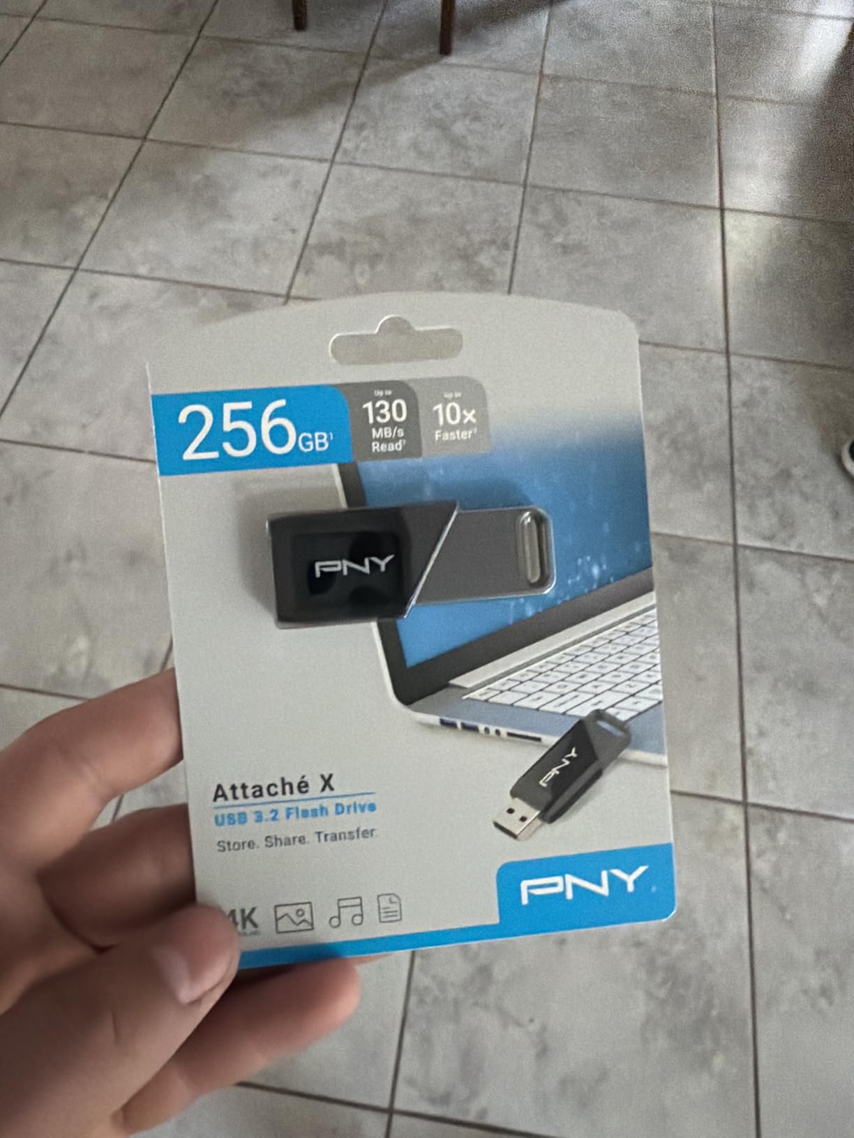 PNY 256GB Attache X USB 3.2 Gen 1 Flash Drive, Advanced Performance Up to 130MB/s Read, Reliable Portable Storage, Durable customer photo 2