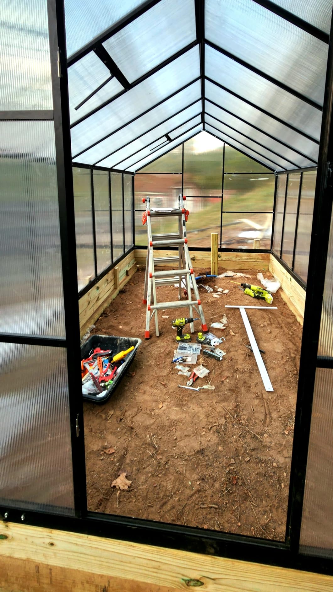 6x4FT Greenhouse with Hygrometer, Heavy Duty Aluminum Frame Polycarbonate Green House with Vent Window, Waterproof Windproof Warm Plant Greenhouses for Backyard Garden Vegetables Flowers Herbs Growing customer photo 1
