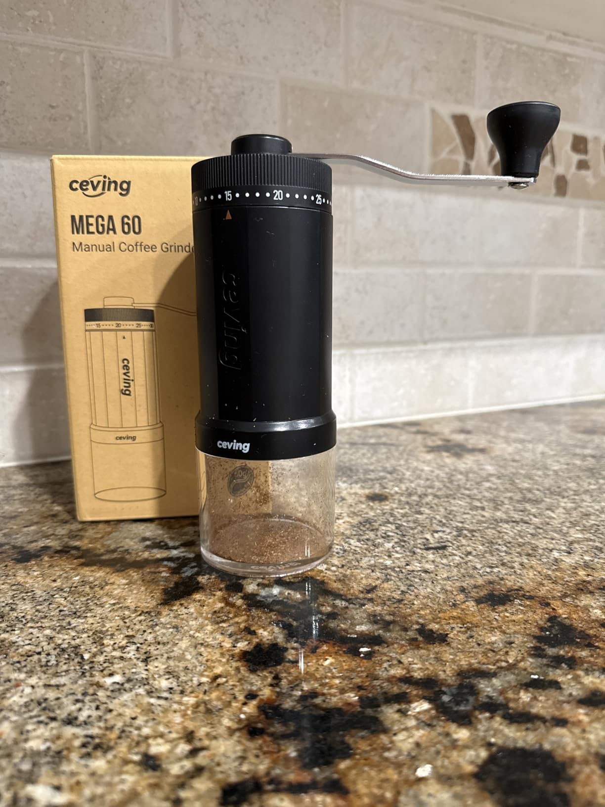 World's First 60g Large Capacity Manual Coffee Grinder, Portable Hand Coffee Bean Mill with 40 Adjustable Settings, Stainless steel Burr Grinder for Espresso, Pour Over, Camping, Travel, Gift, etc customer photo 2