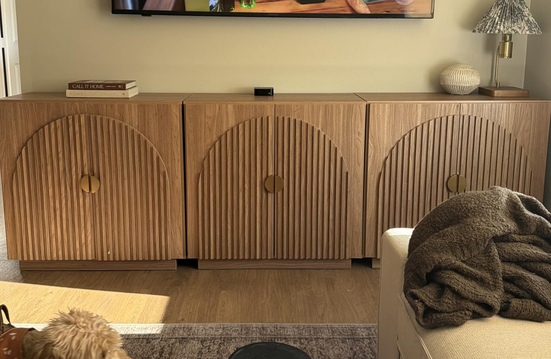 BELLEZE 65 Inch Fluted Buffet Cabinet with Storage, Symmetrical Arc Accent Sideboard Large Console Table for Dining Room, Kitchen, and Living Room, Caramel Brown customer photo 2