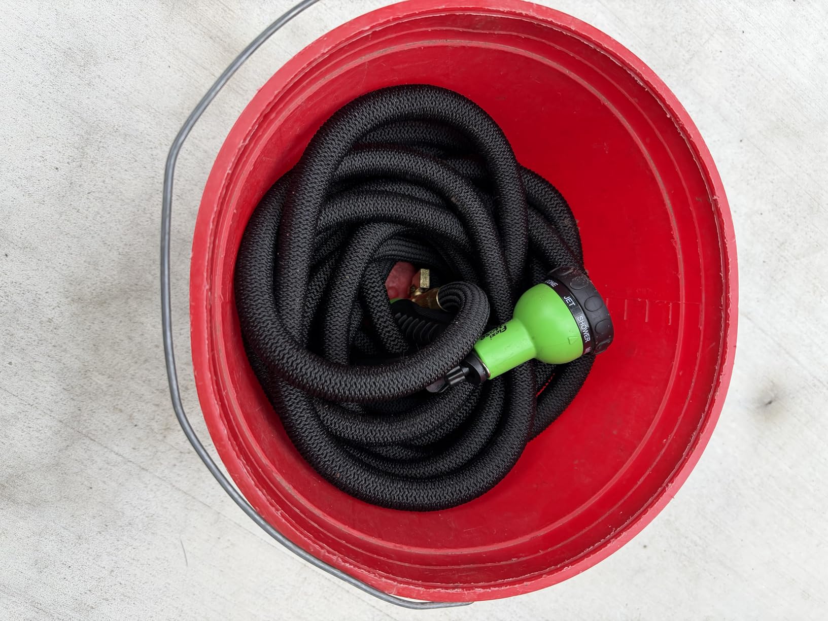 Flexi Hose Expandable Garden Hose with 8 Function Nozzle, 100FT - Lightweight Retractable Garden Hose, Water Hose - No-Kink Flexibility, 3/4 Inch Solid Brass Fittings and Double Latex Core customer photo 1