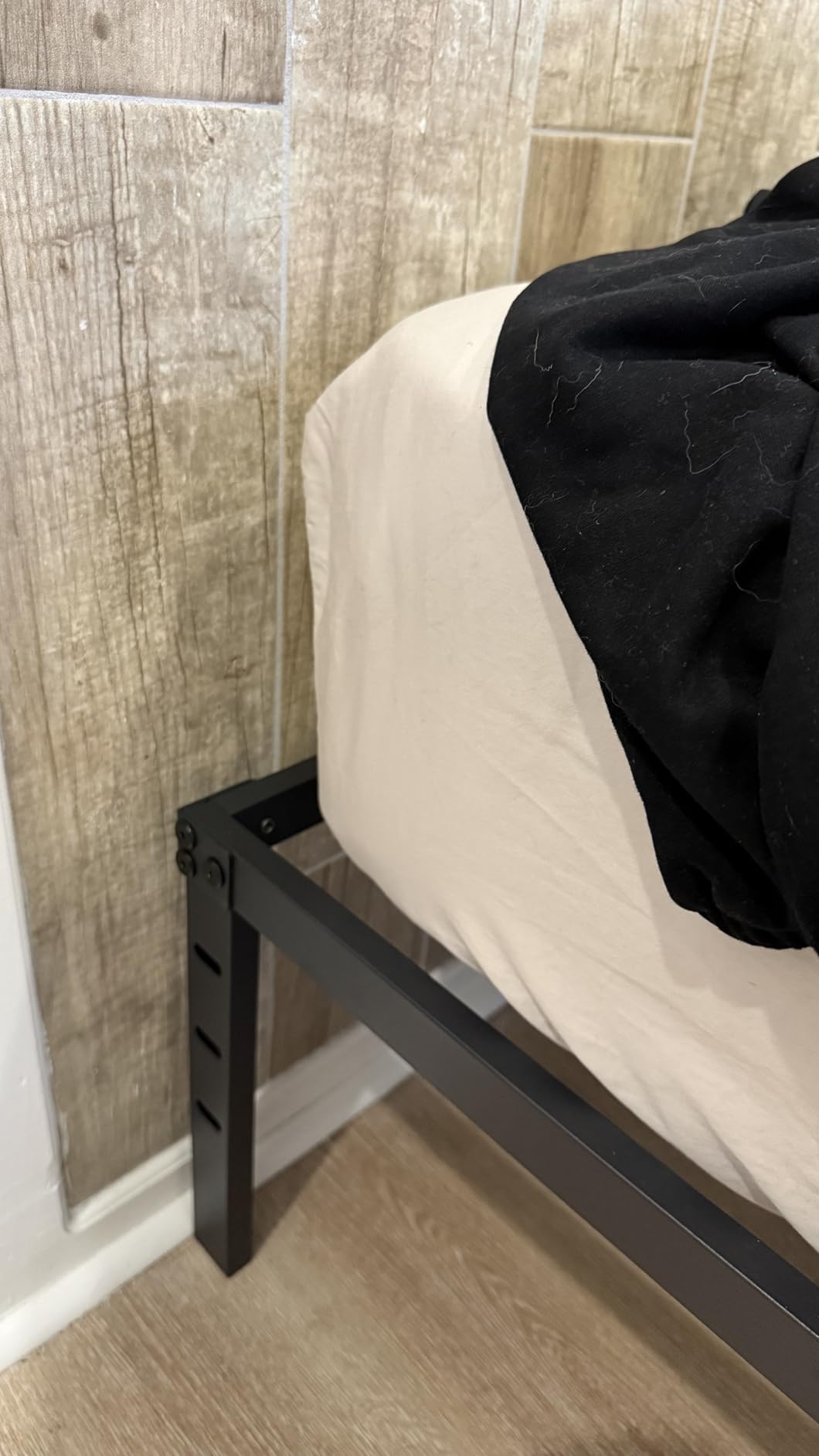 Awara Natural Hybrid Queen Mattress 10 Inch - Certified Organic Natural Latex - Sustainable New Zealand Wool - Fiberglass-Free - 365-Night Trial customer photo 2