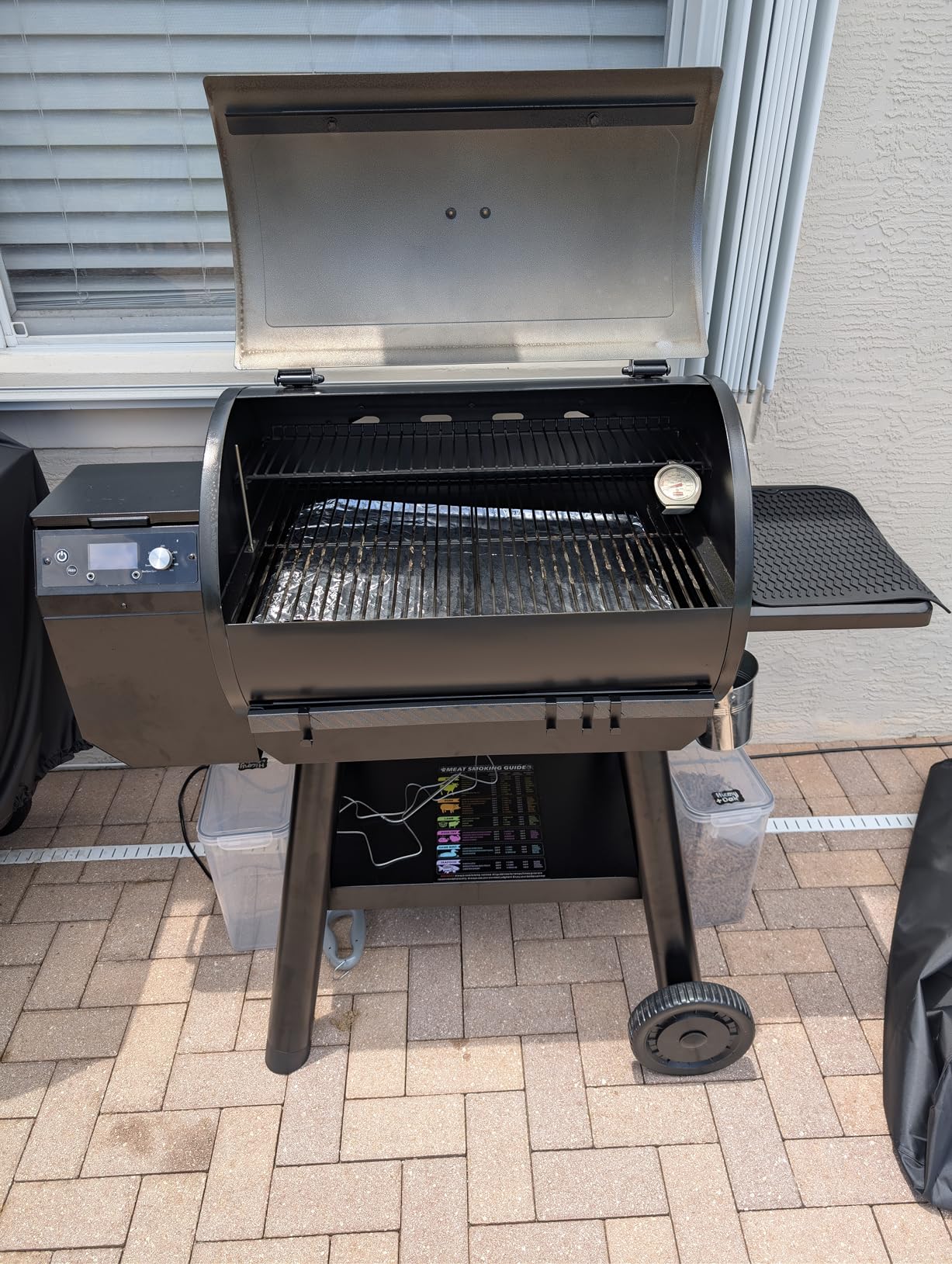 LCD Control Wood Pellet Smoker Grill, 456 SQ. IN Cook Area, Pellet Grill with Auto Feed & Leaking Waste, 500F Max Temperature, 8 in 1 BBQ Grill with Meat Probe, Side Table with Hooks customer photo 1