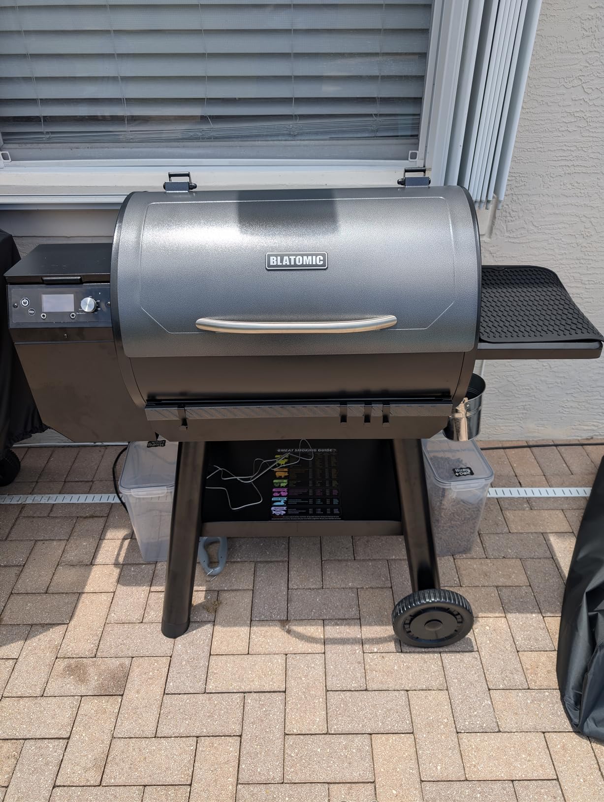 LCD Control Wood Pellet Smoker Grill, 456 SQ. IN Cook Area, Pellet Grill with Auto Feed & Leaking Waste, 500F Max Temperature, 8 in 1 BBQ Grill with Meat Probe, Side Table with Hooks customer photo 2