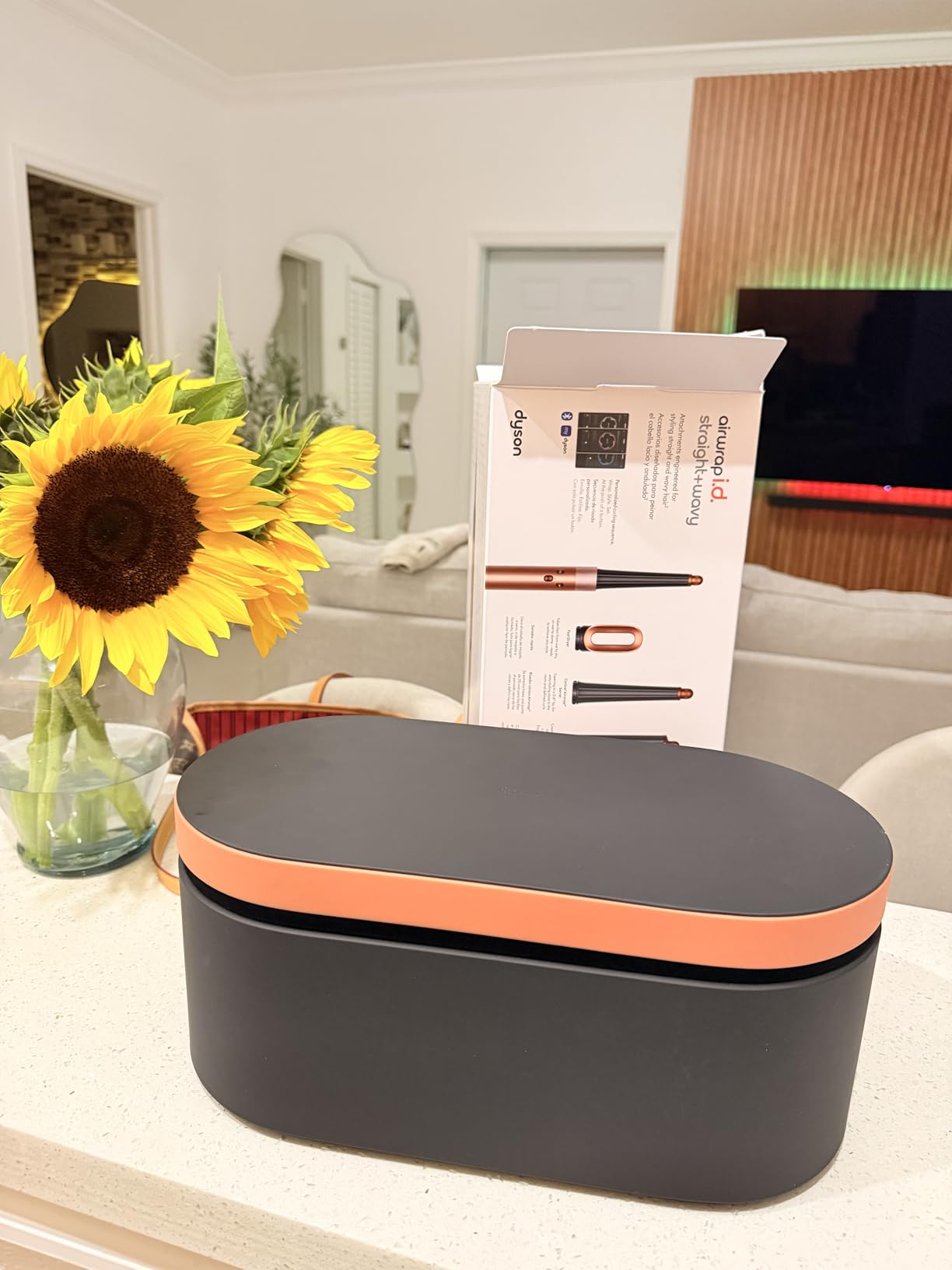 Dyson Airwrap i.d. Multi-Styler, Bluetooth Connected, No Heat Damage, 6-in-1 Versatility, Intelligent Hair Styler customer photo 2