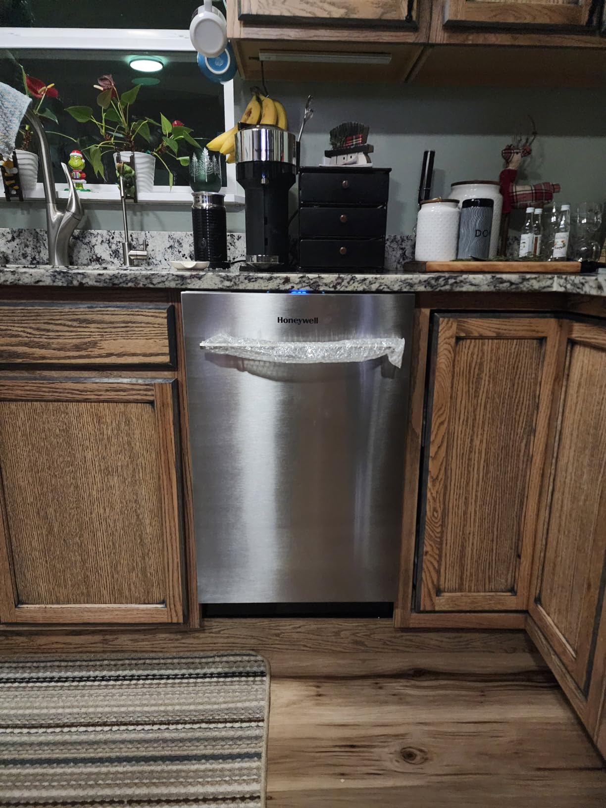 GE 24 Inch Dishwasher with 12 Place settings, 7 Washing Cycles, Stainless Steel and Plastic Tub, UL/Energy Star customer photo 2