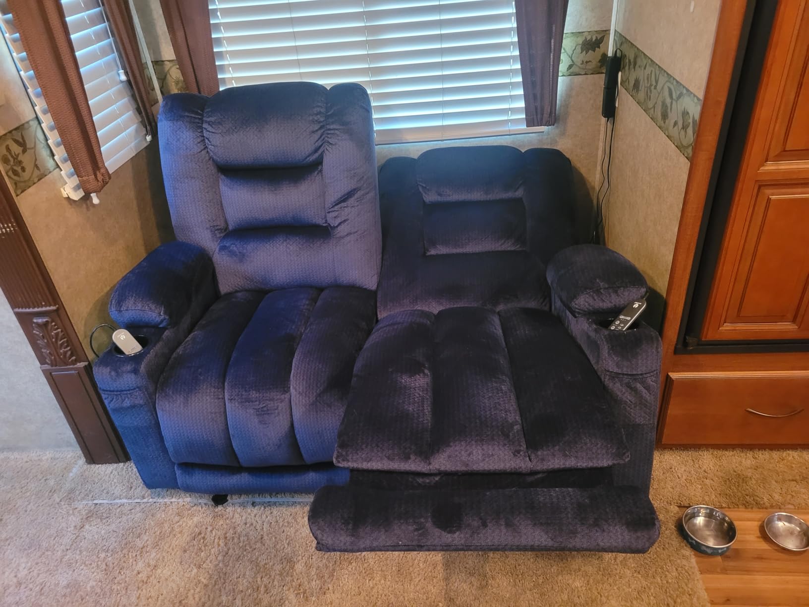 MCombo Zero Gravity Power Reclining Sofa with Heat and Vibration Massage, 3 Seater Reclining Couch with USB Ports, Cup Holders for Living Room, Fabric PR648SET (Grey) customer photo 2