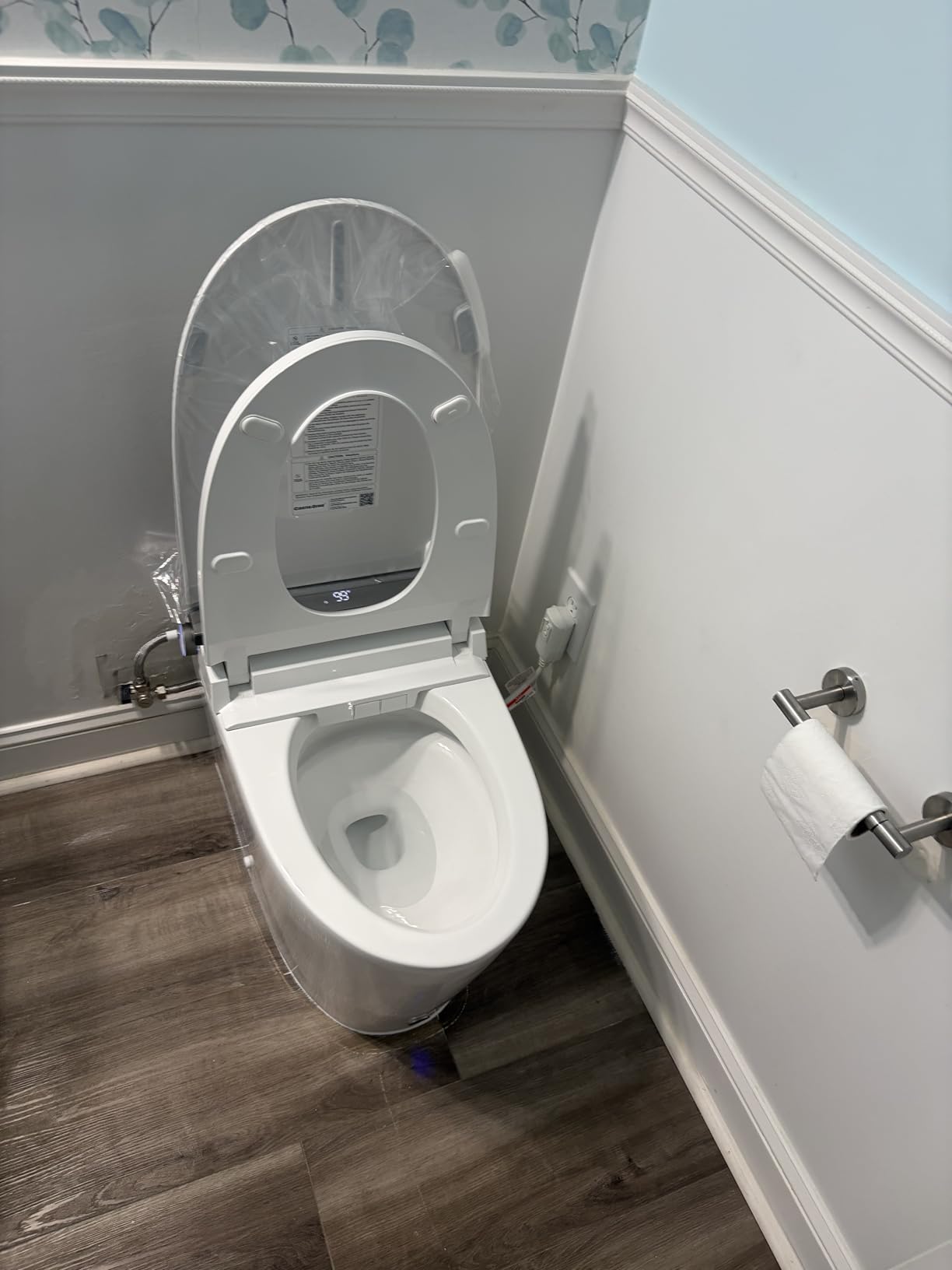 Casta Diva Smart Toilet with Bidet Built in, Auto Open/Close Lid, 1000g MaP Flush, Heated Seat & Foam Dispenser, Foot Sensor Auto Flush, Blackout Flush, Bidet Toilet with Tank Built in (CD-K030PRO) customer photo 1