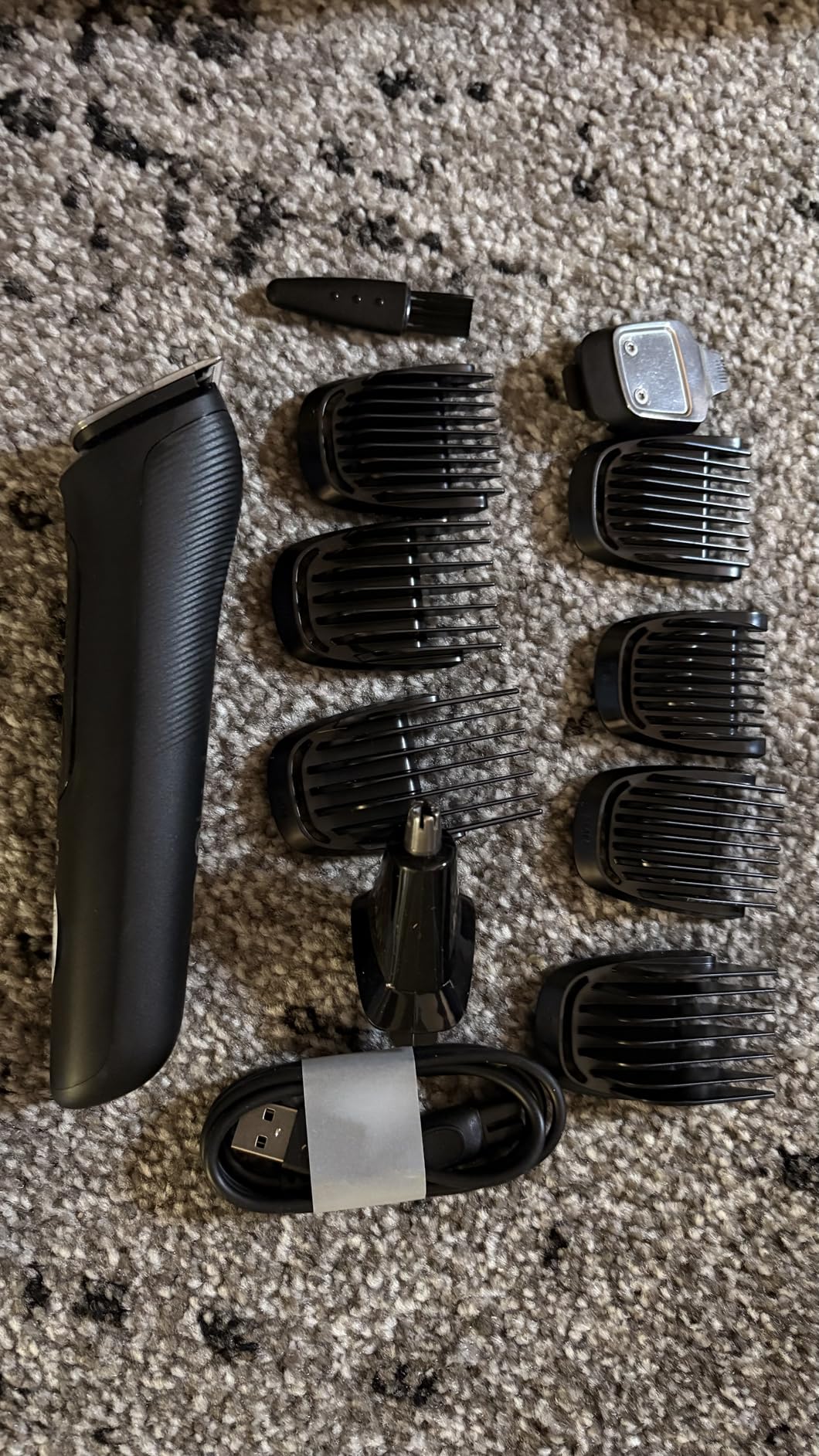 Philips Norelco All-in-One 3000 Series 13 in 1 Trimmer for Men, Beard Trimmer & Head Hair Clipper, Full Metal Self-Sharpening Blades & 8 Length Settings, MG3939/50 customer photo 1
