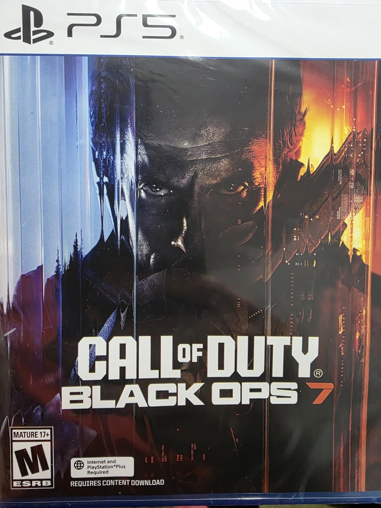 Call of Duty: Black Ops 7 - Standard Edition - PlayStation 5 customer photo 2