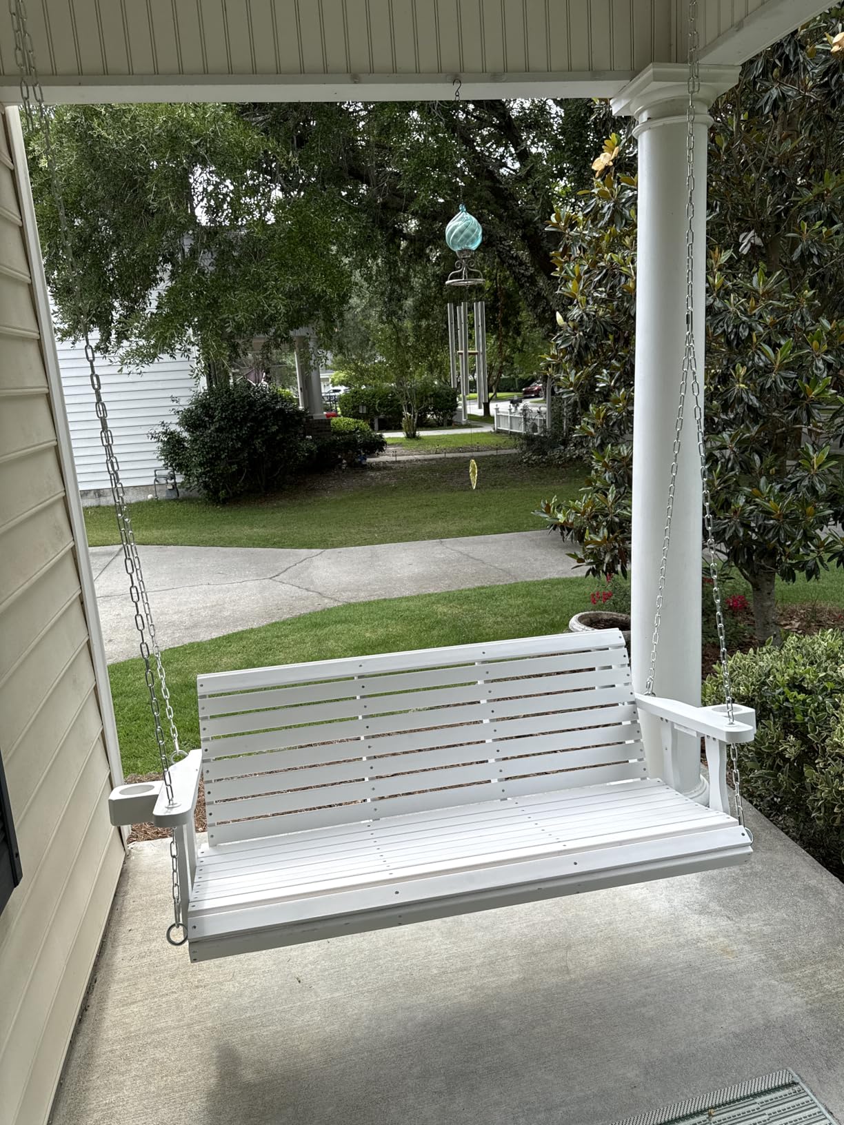 Wooden Porch Swing 3-Seater, Bench Swing with Cupholders, Hanging Chains and 7mm Springs, Heavy Duty 800 LBS, Warm Teak, 5 FT Extra Large customer photo 1