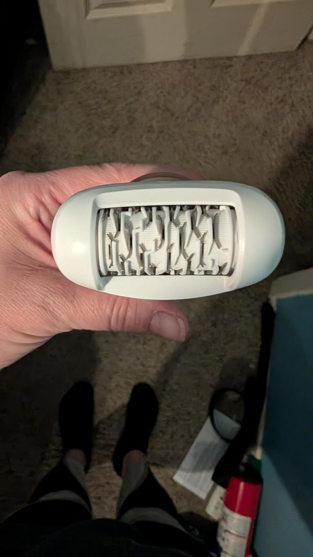 Braun Silk-épil 9 Flex Epilator, 360 Flex and Pivoting Head, Wet and Dry, Includes Shaver Head, Trimmer Comb, SES9-041 3D, Tinted Gold customer photo 1