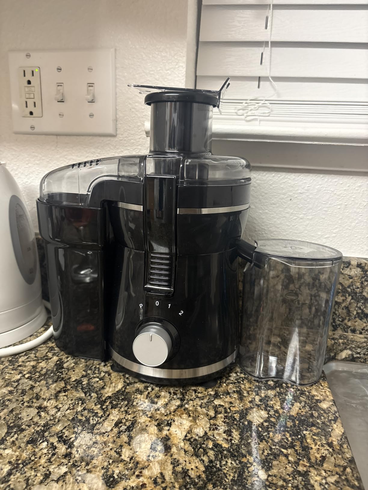 Juicer Machine, 500W Centrifugal Juicer Extractor with 3 Speed & Wide Mouth 3