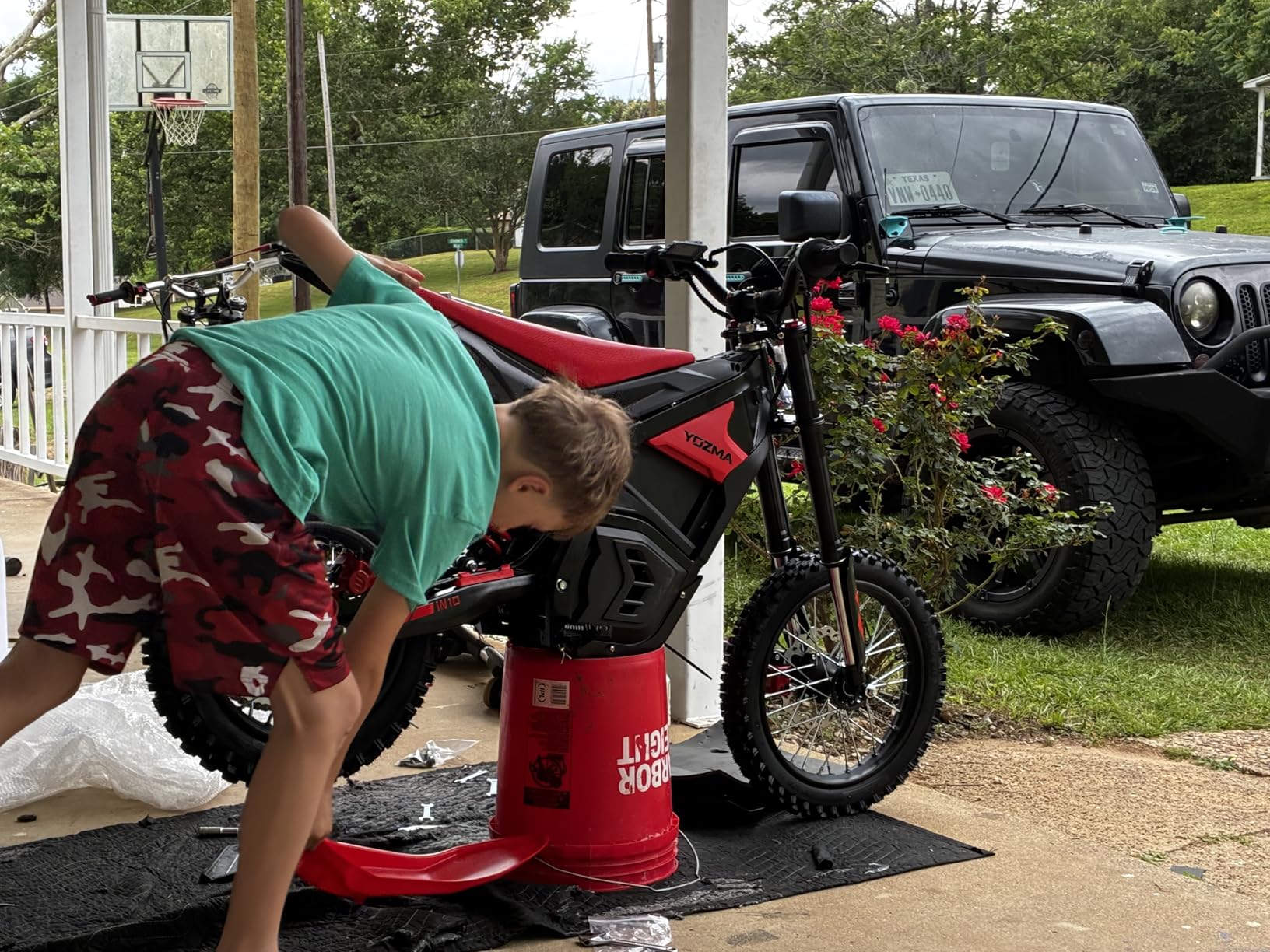 Yozma IN10 Electric Dirt Bike, 2600W 40MPH Electric-Motorcycle with 48V/23AH Battery Ebike, Full Hydraulic Brakes and Suspensions Mountain Off-Road E Dirt Bike, for Teens & Adults customer photo 1