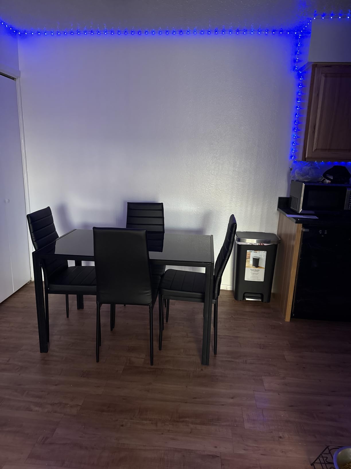 FDW | Dining Table Set for 4 | 5-Piece Glass Black Dining Table | Kitchen Table with 4 Upholstered Chairs and Faux Leather Cushions | Space-Saving and Modern Design | for Dining Room, Easy to Assemble customer photo 2