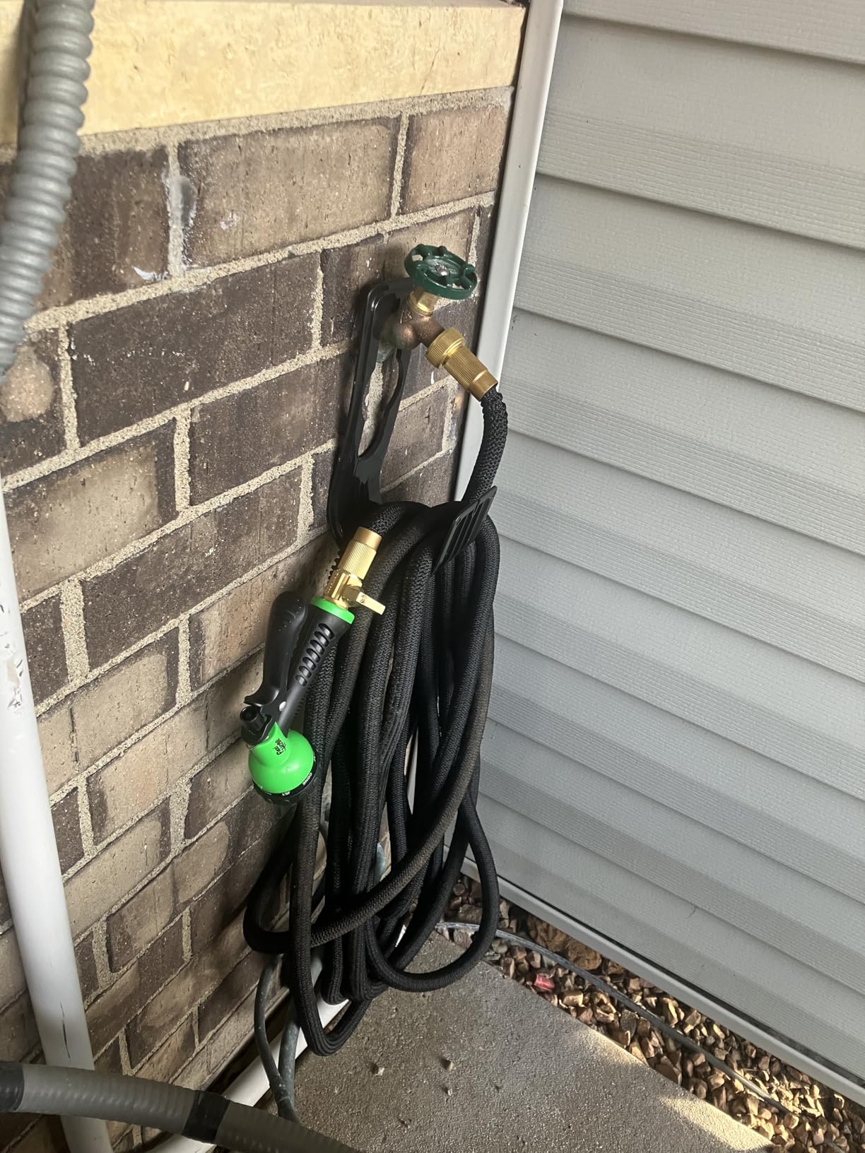 Flexi Hose Plus Expandable Garden Hose with 8 Function Nozzle, 50FT - Lightweight Retractable Garden Hose, Water Hose - No-Kink Flexibility, 3/4 Inch Solid Brass Fittings Includes Hook & Bag customer photo 2