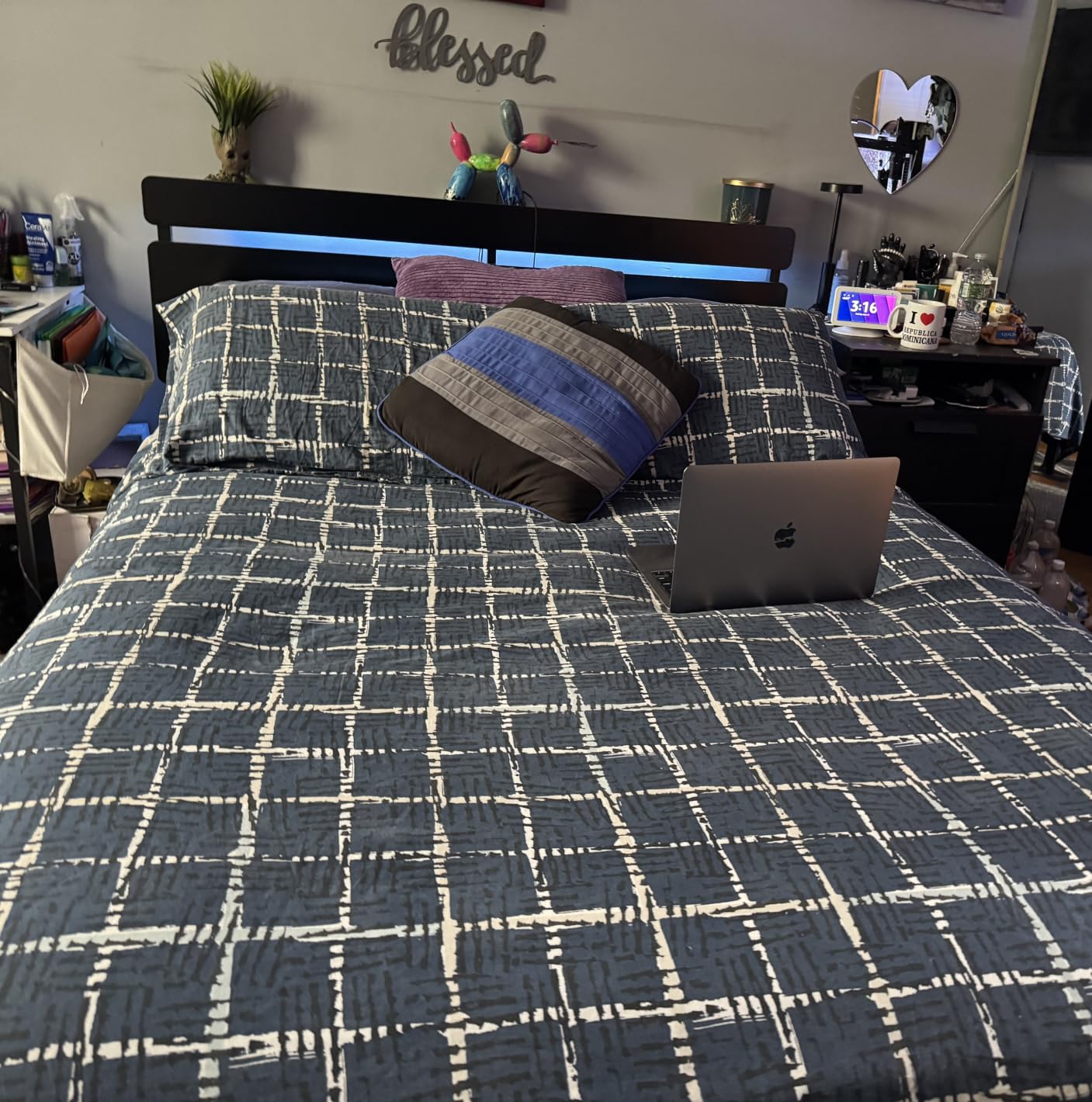 Forestell Queen Bed Frame with Wood Headboard, Black Platform Bed with 2 Storage Drawers & Shelf, Built-in Charging Station & LED Lights, Metal Support, No Box Spring Needed, Cama Queen Size customer photo 1