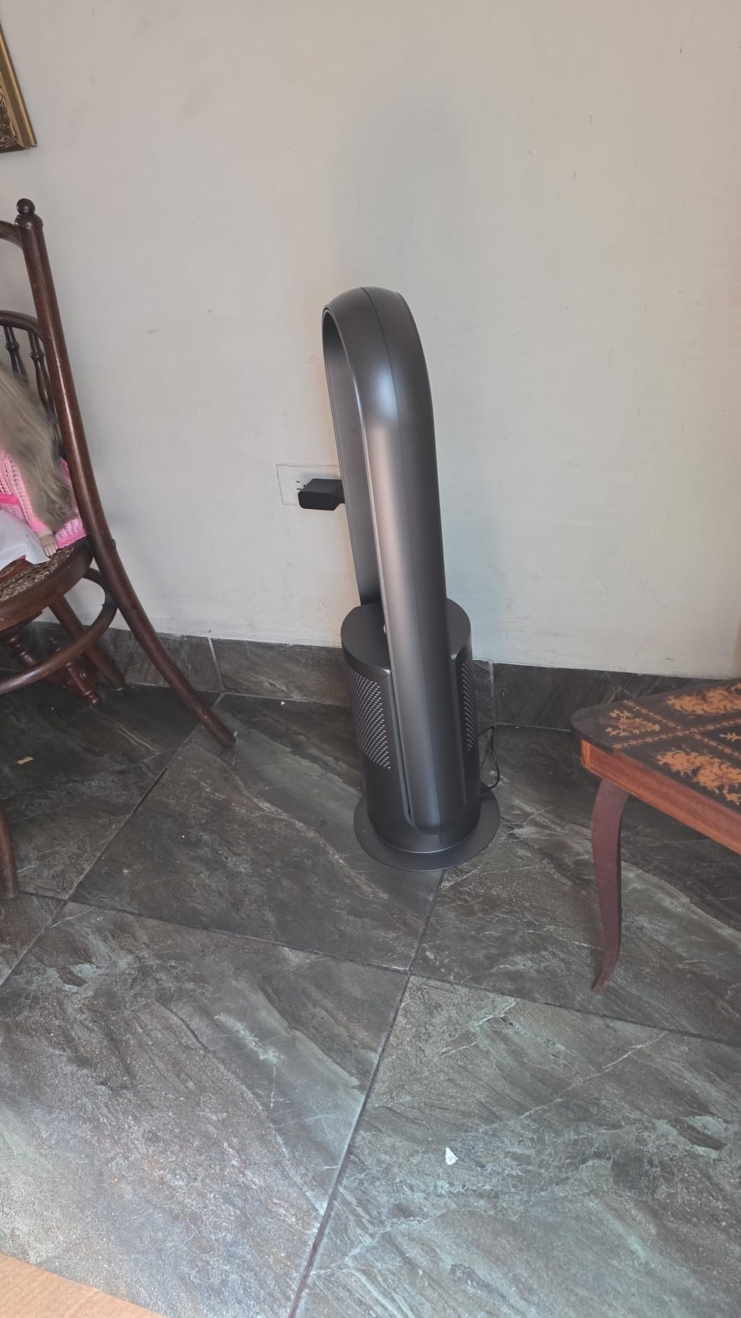 U ULTTY Bladeless Tower Fan and Air Purifier in one, Quiet Tower Fan with Remote, Touch, 9 Speeds, 8H Timer, HEPA Filter 99.97%, 90 degree Oscillation Fans, Floor Fans Powerful for Home Office Room, Black customer photo 1