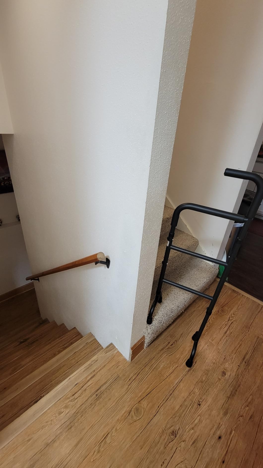 13-Level Adjustable Stair Climbing Assist Cane for Seniors, Portable Non-Slip Walking Aid for Elderly to Climb Stairs Safely, Lightweight & Sturdy Support Stair Lift (300 lbs Capacity) customer photo 2