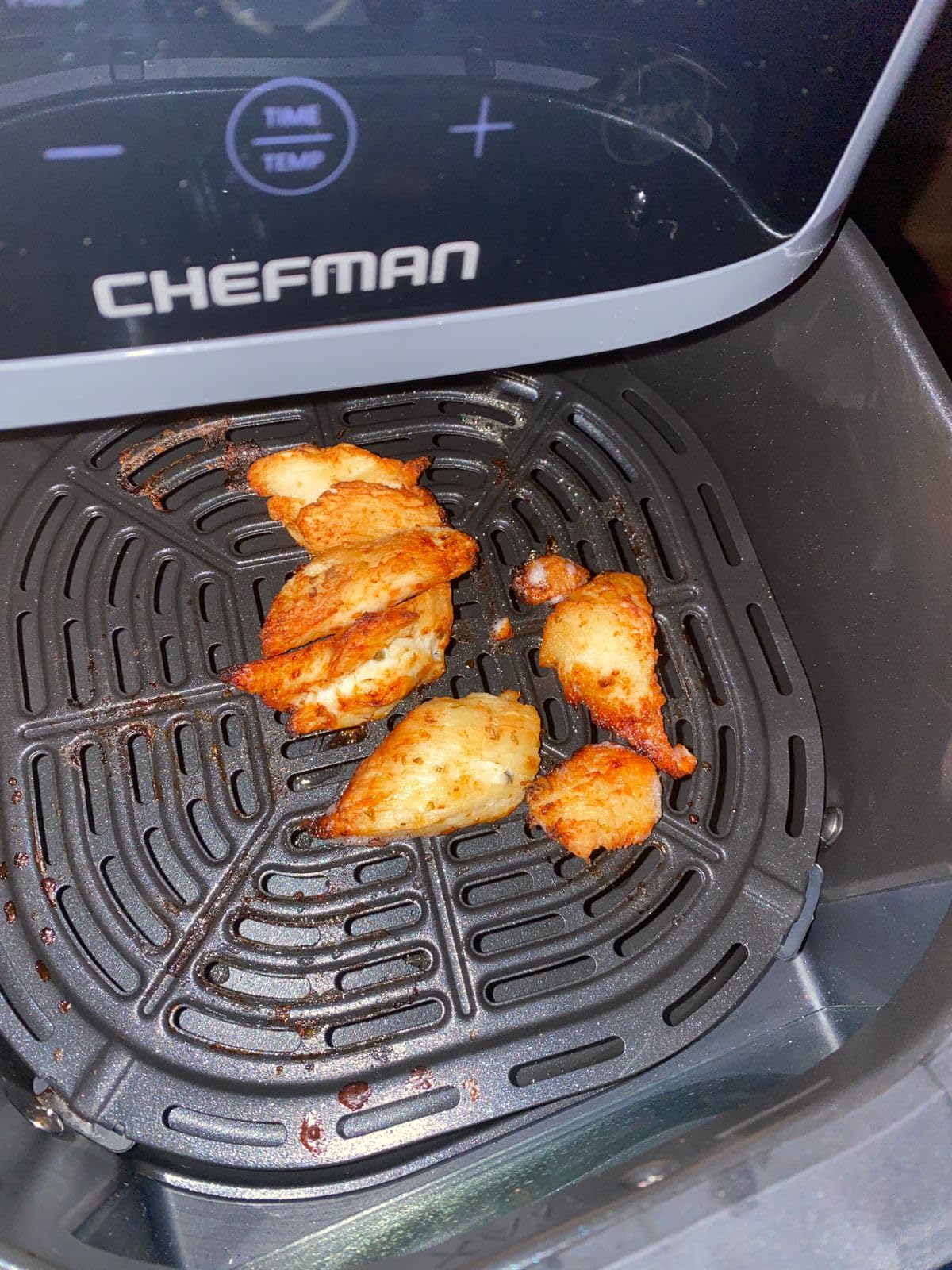 Chefman Dual Air Fryer Oven with DC Motor, 9 Qt. Double Basket Air Fryer with 450°F Max Temp for Meals in Minutes, Bake, Broil, Dehydrate, Reheat for Extra-Crispy Chicken, Fries, and More - Black customer photo 2